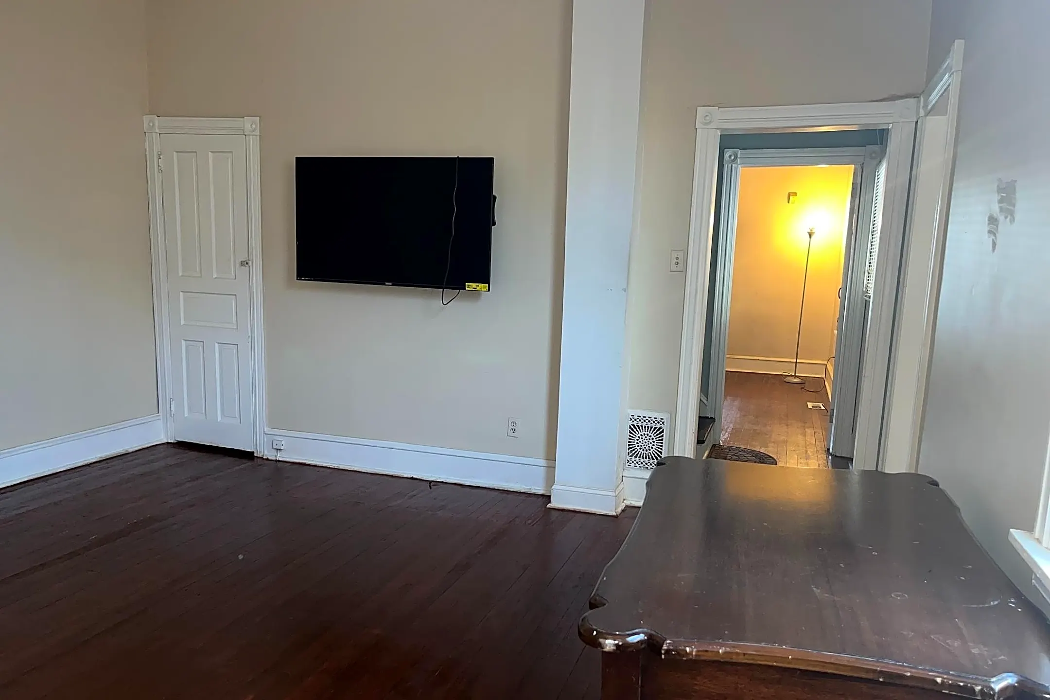 Living Room - 6212 Baynton St - Philadelphia, PA