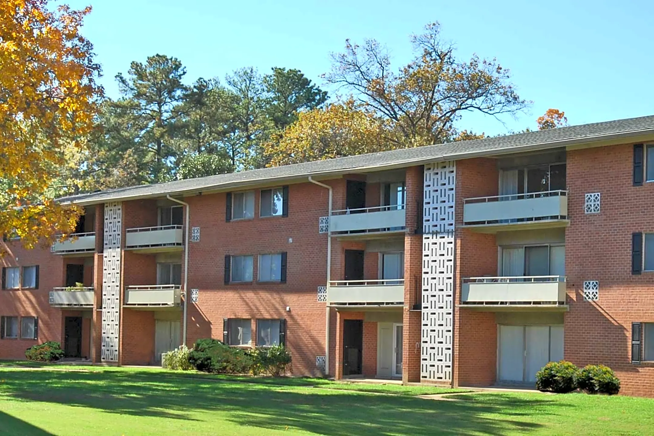 404 Rivertowne Apartment Homes Richmond, VA 23225