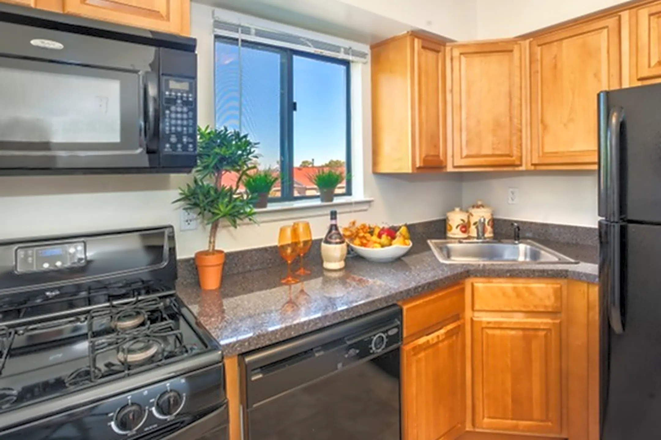 Overlook at Flanders 100 Oakwood Village Flanders, NJ Apartments