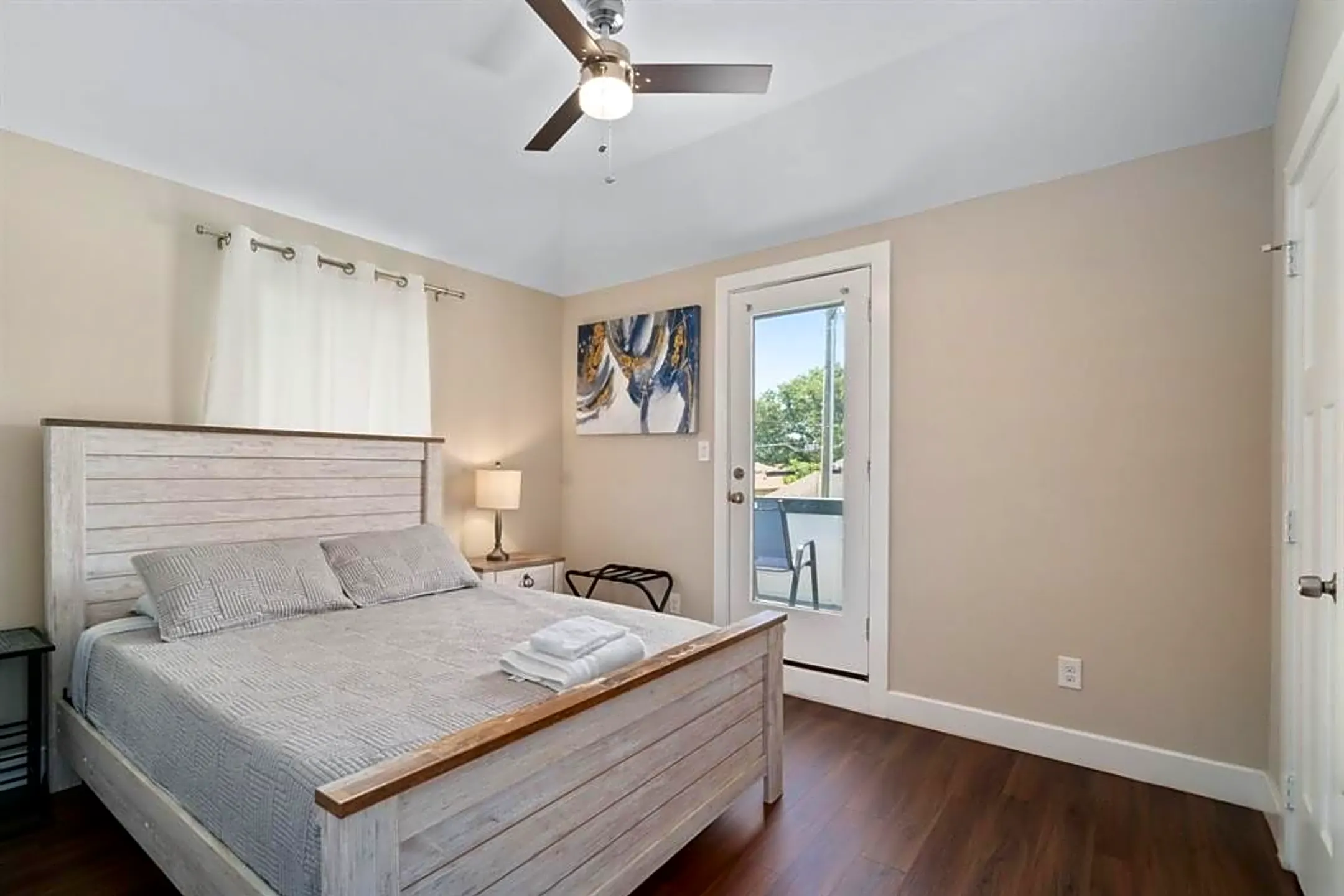 Bedroom - 1819 Dennison St - Dallas, TX