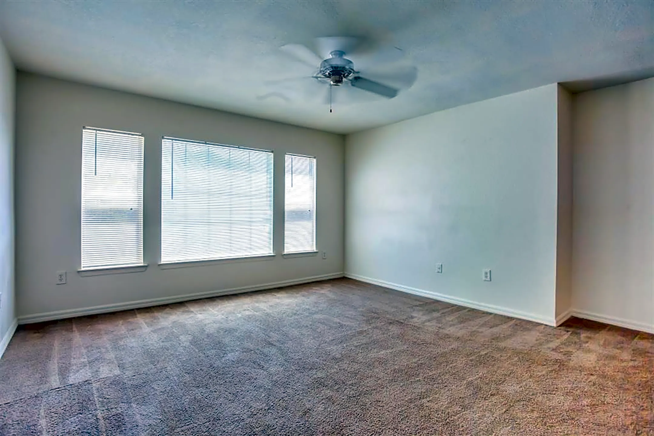 Spinnaker Reach Apartments - Jacksonville, FL 32224