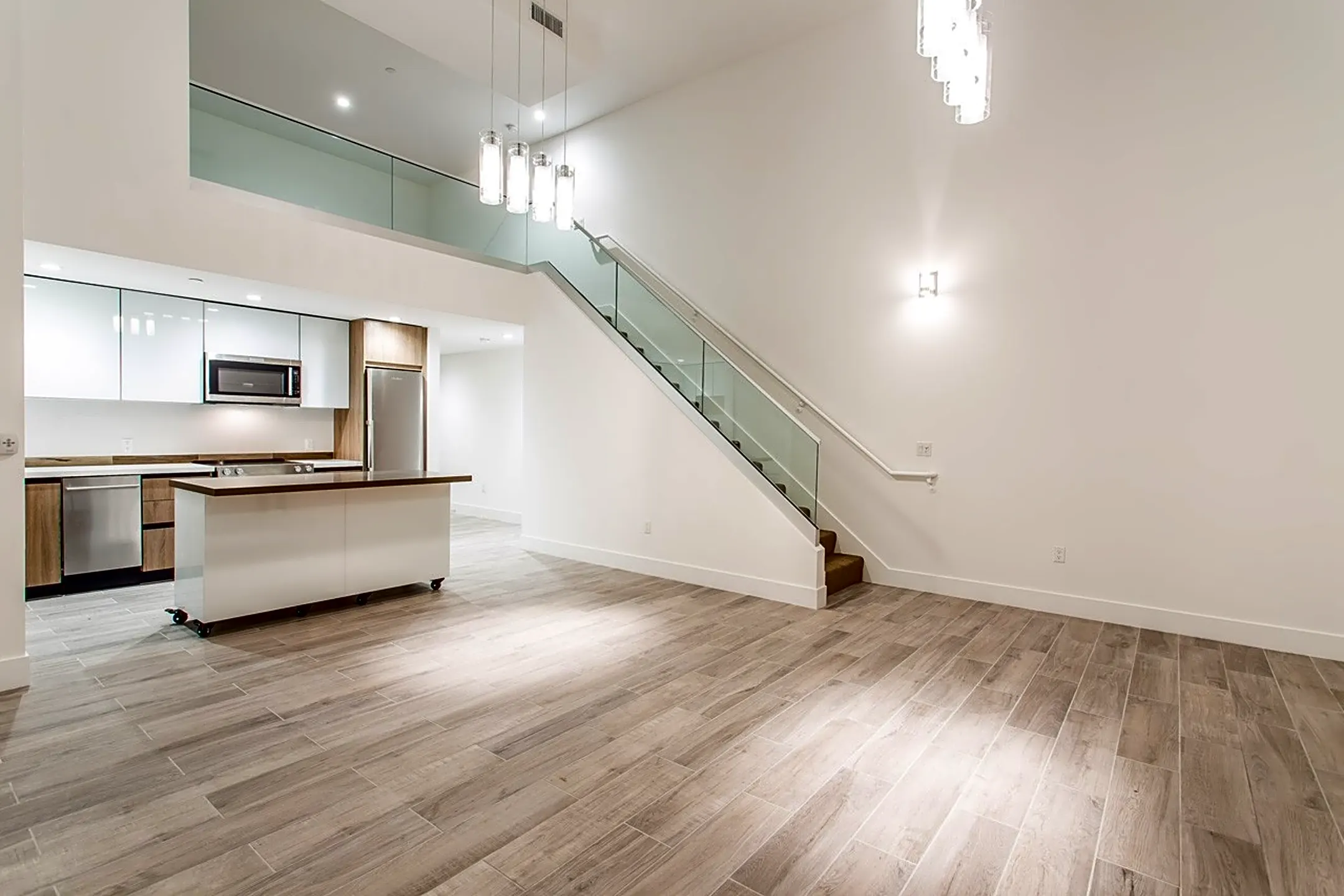 The Lofts on La Brea - 1616 N La Brea Avenue | Los Angeles, CA ...