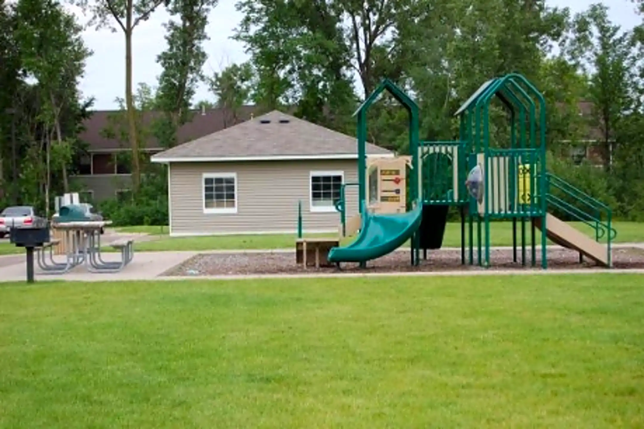 Van Dyke Village Townhomes 2191 Van Dyke St Saint Paul, MN