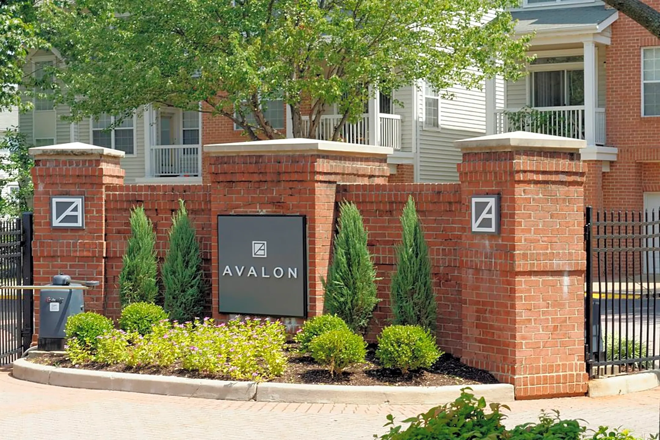 Community Signage - Avalon Tysons Corner - McLean, VA