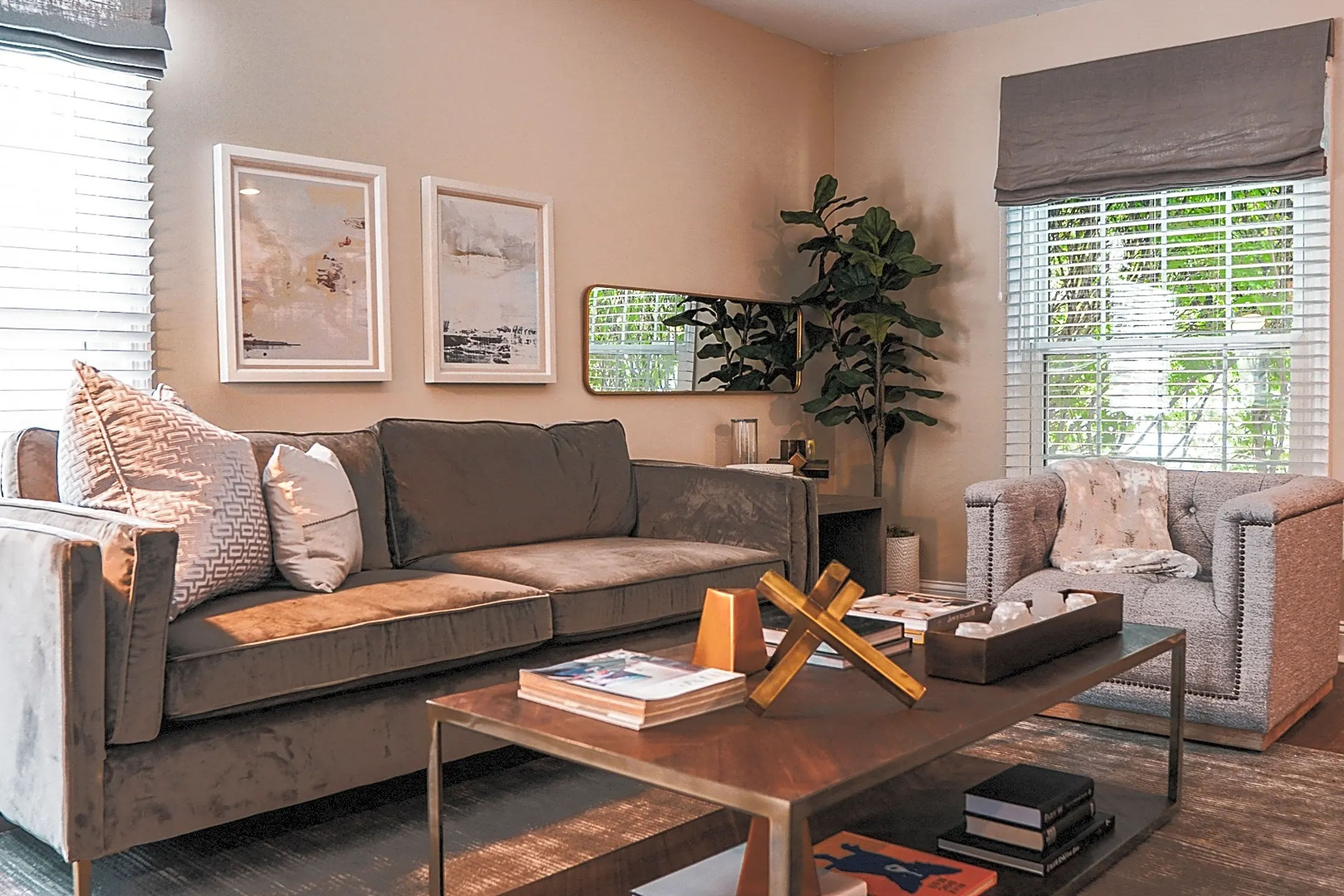 Of Kettering 4889 Far Hills Ave Kettering, OH Apartments