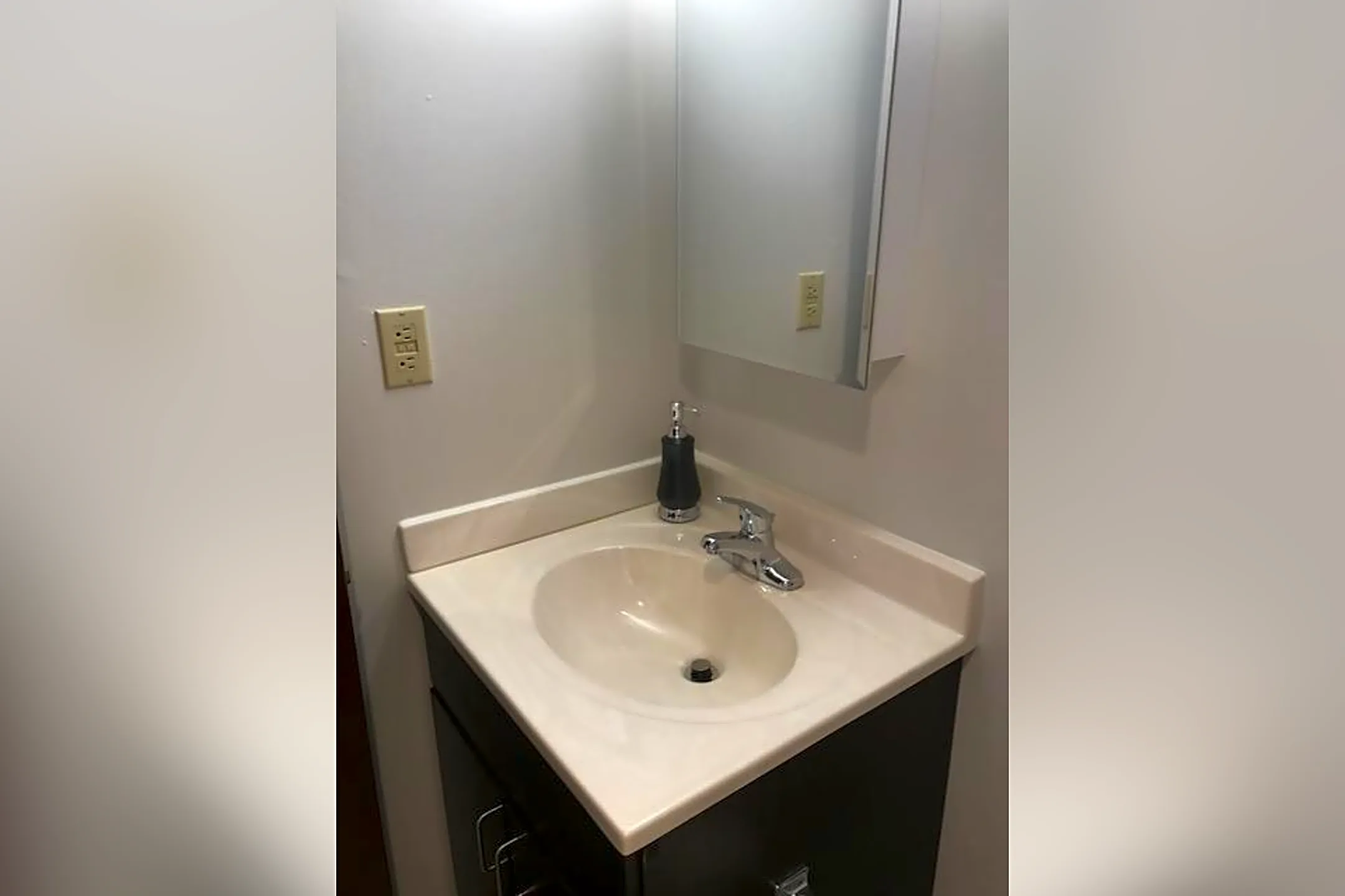 Riverside Manor Apartments 524 N 5th St Toronto, OH Apartments for