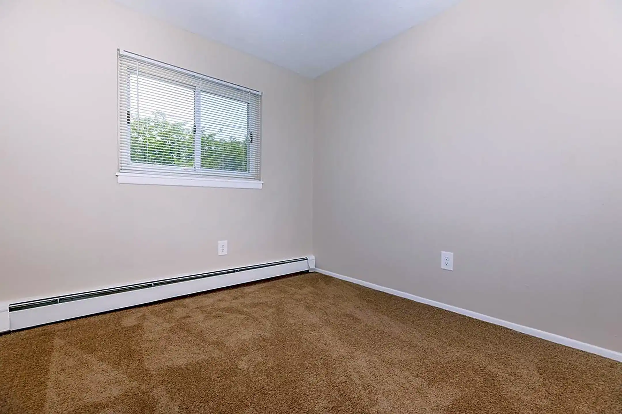 Vine East 33201 Vine St Willowick, OH Apartments for Rent Rent.