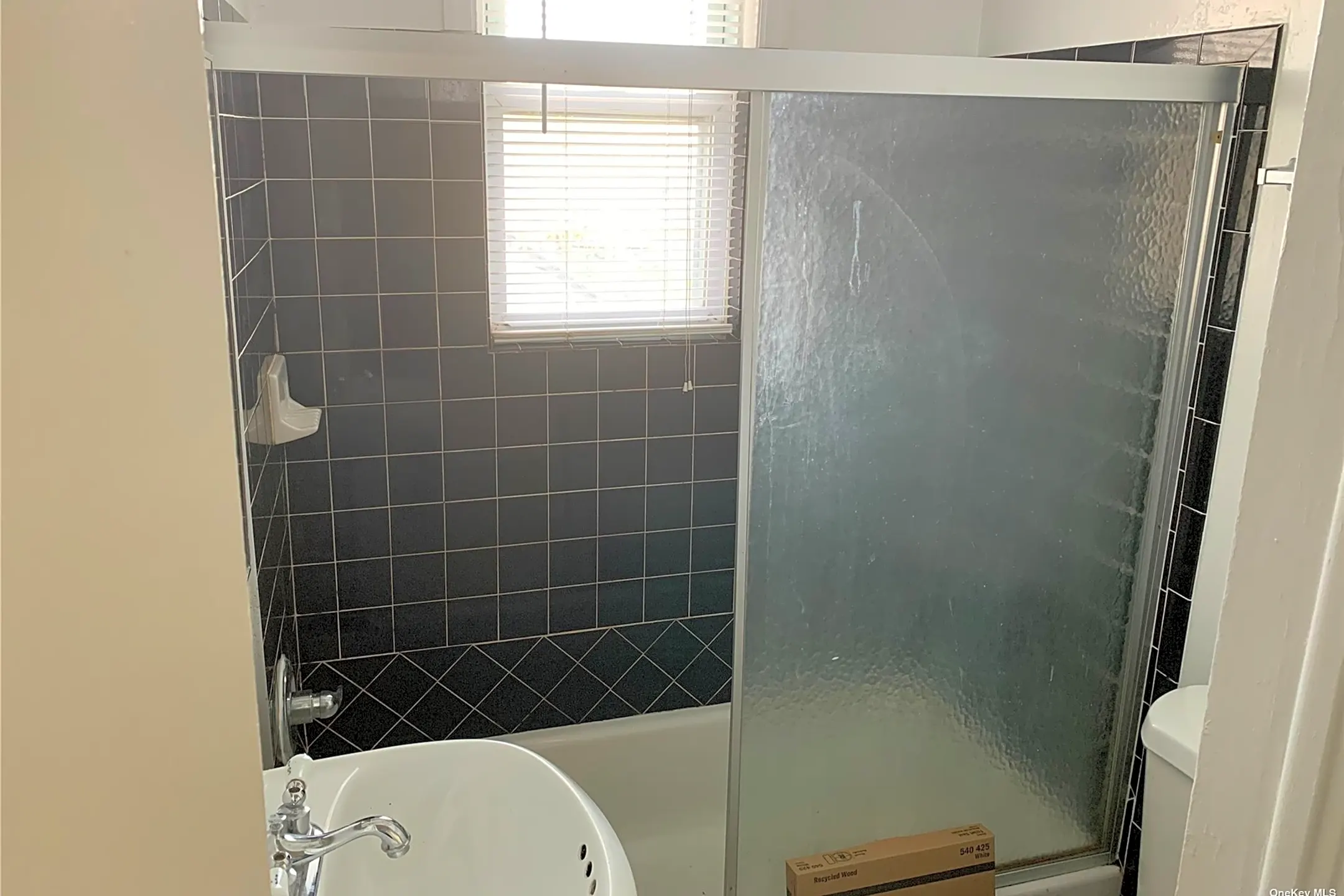 51 Smith St B3 Merrick, NY Houses for Rent Rent.