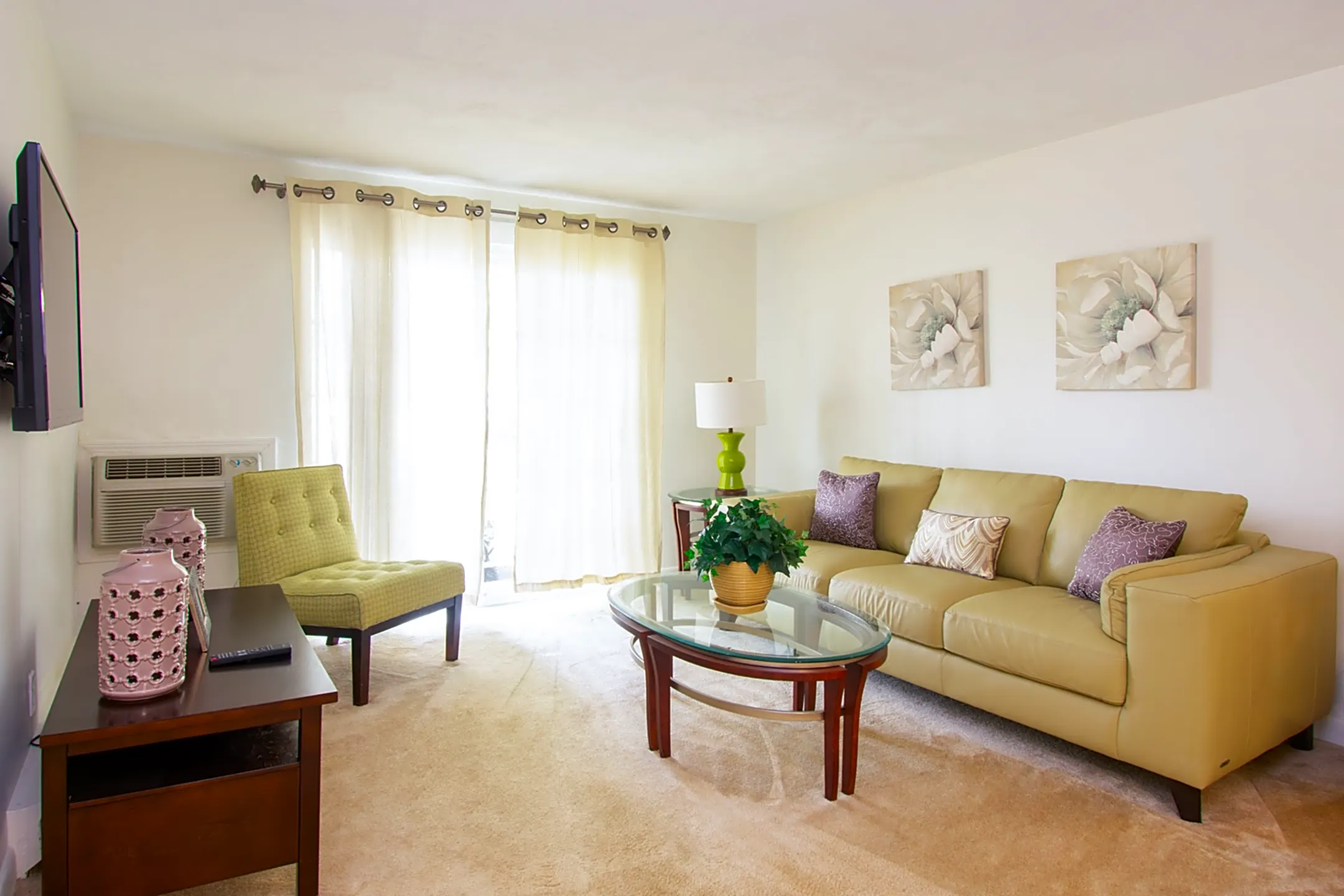 Woodview At Randolph Randolph, MA 02368