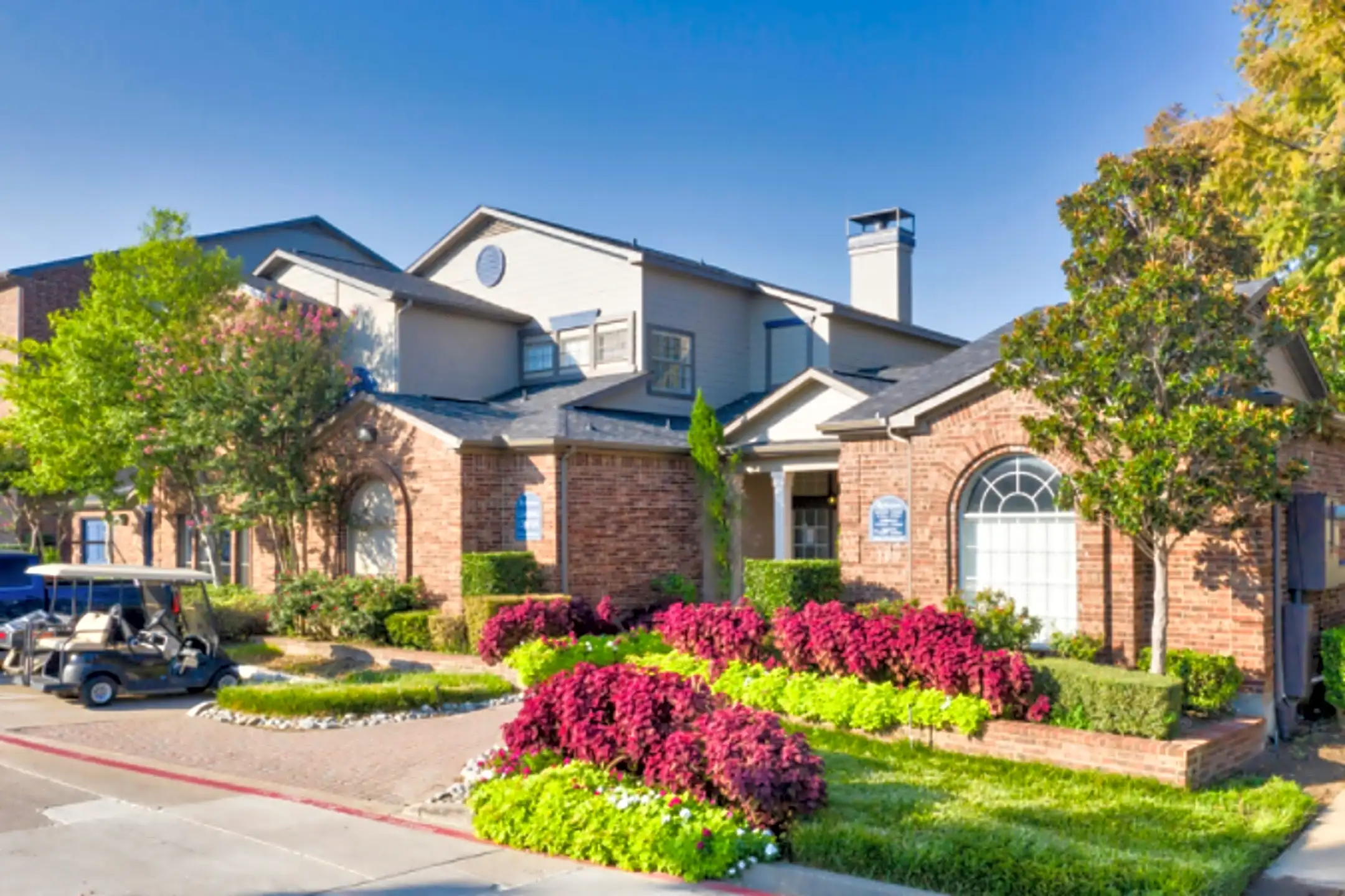 Infinity on the Mark 9010 Markville Dr Dallas, TX Apartments for