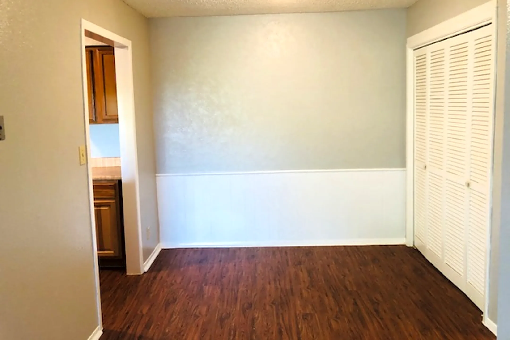 Lancaster Living Apartments Moulton, TX 77975