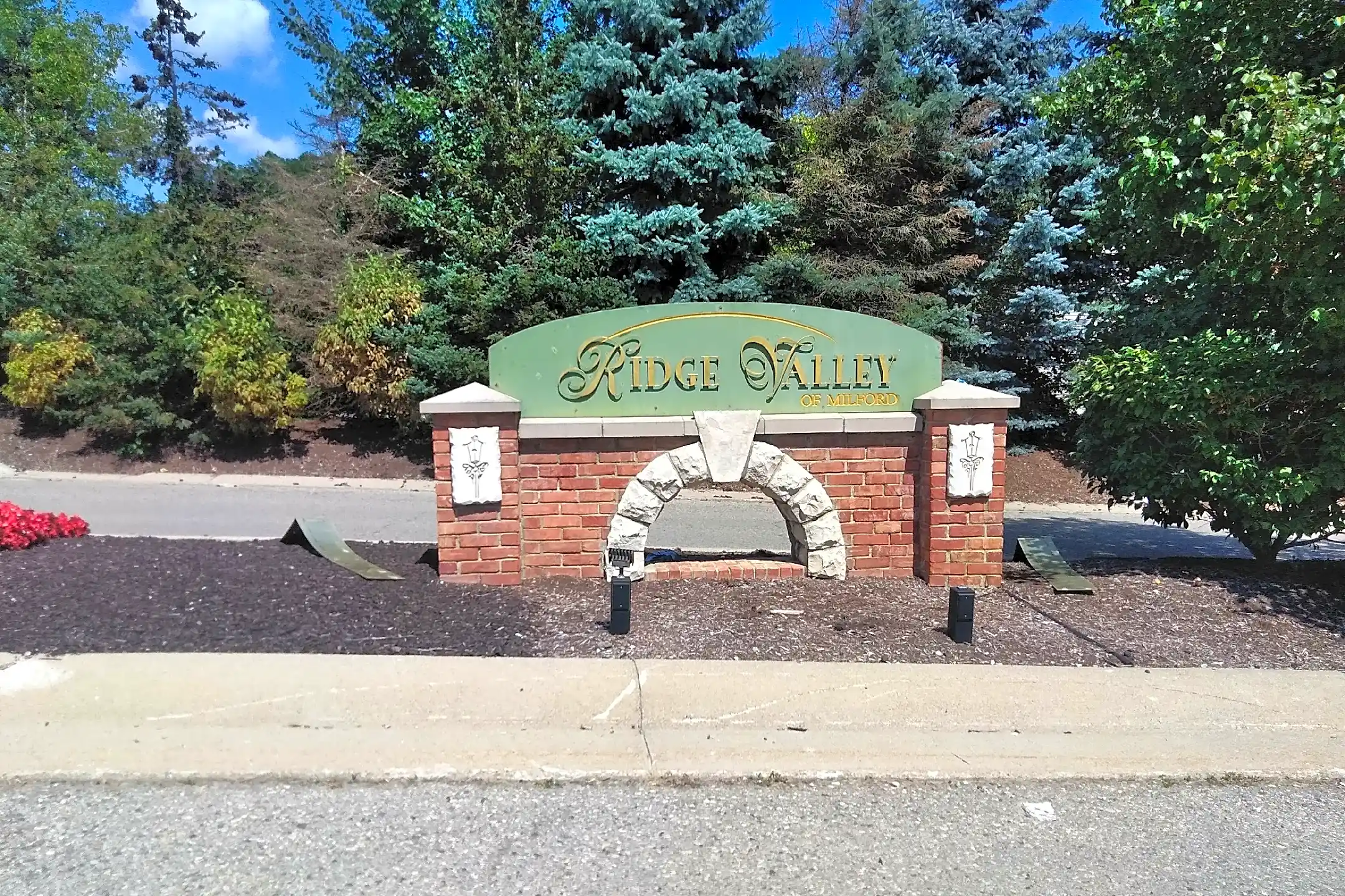 Pool - Heritage Place At Ridge Valley - Milford, MI