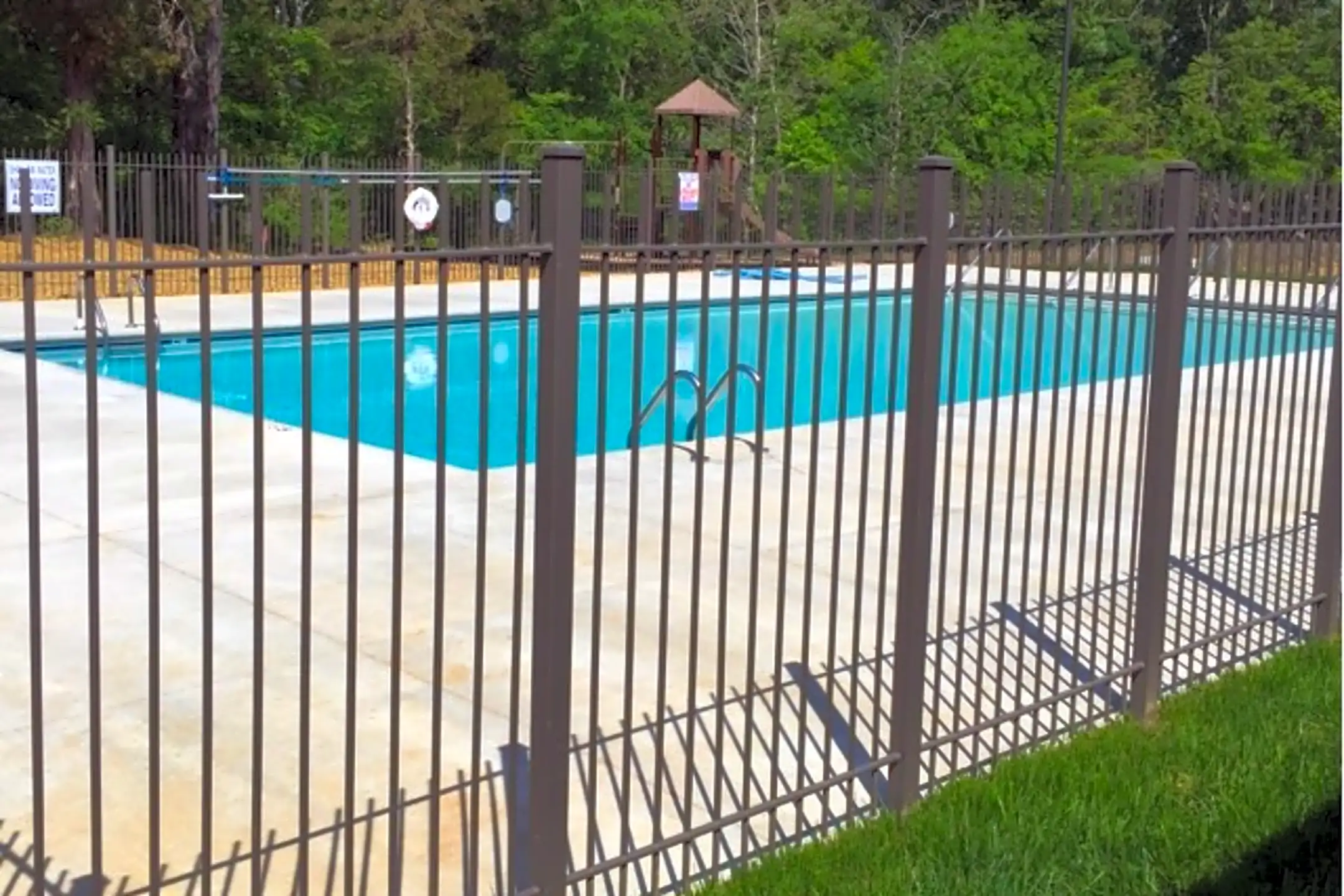 Turnrow Apartments Somerville, TN 38068