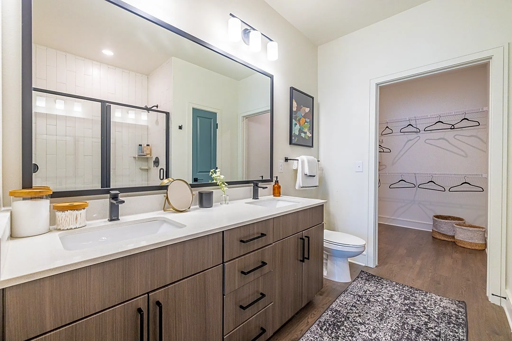 Forena Revelstoke 950 Spanish Needle Trail Fort Worth, TX