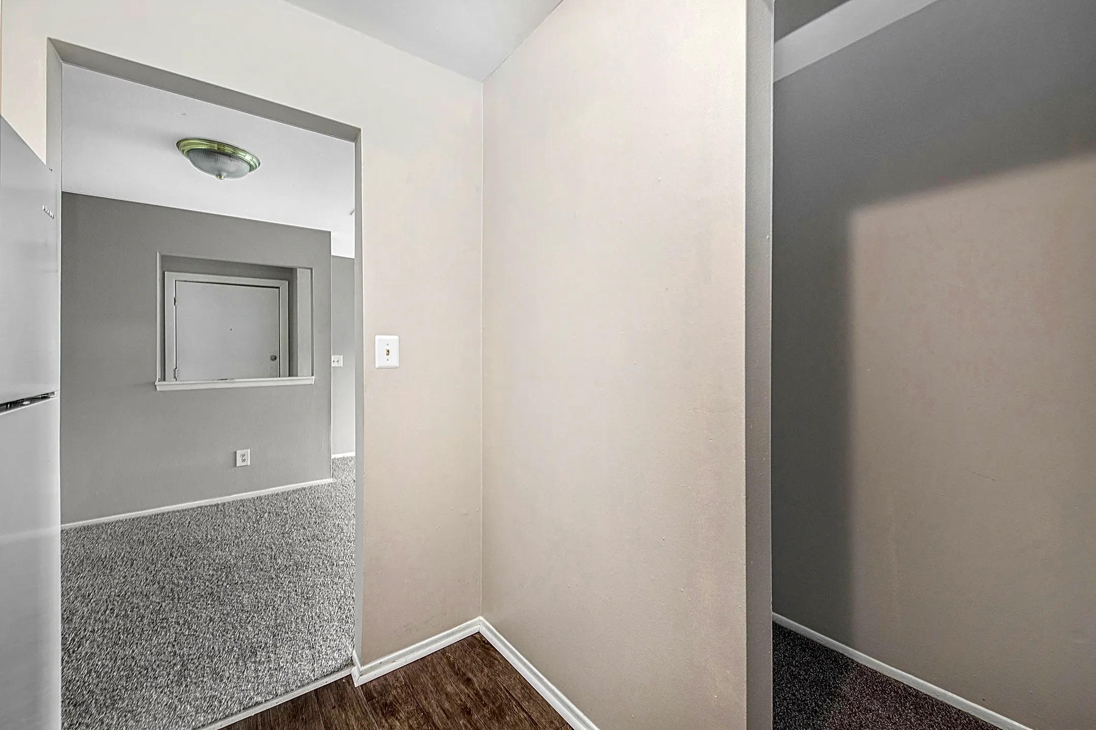 Midtown Square Apartments 33095 Forest St Wayne, MI Apartments for