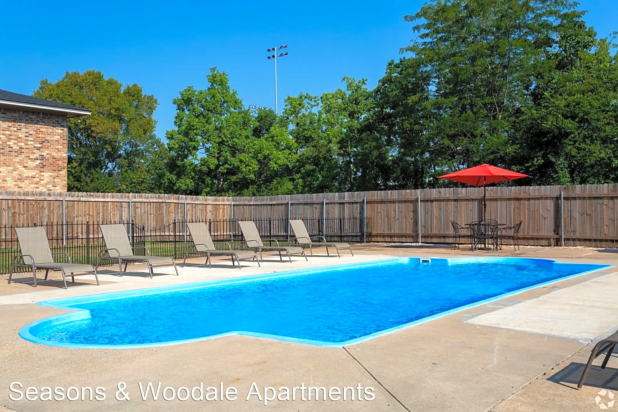 Pool - Seasons & Woodale Apartments - Monroe, LA