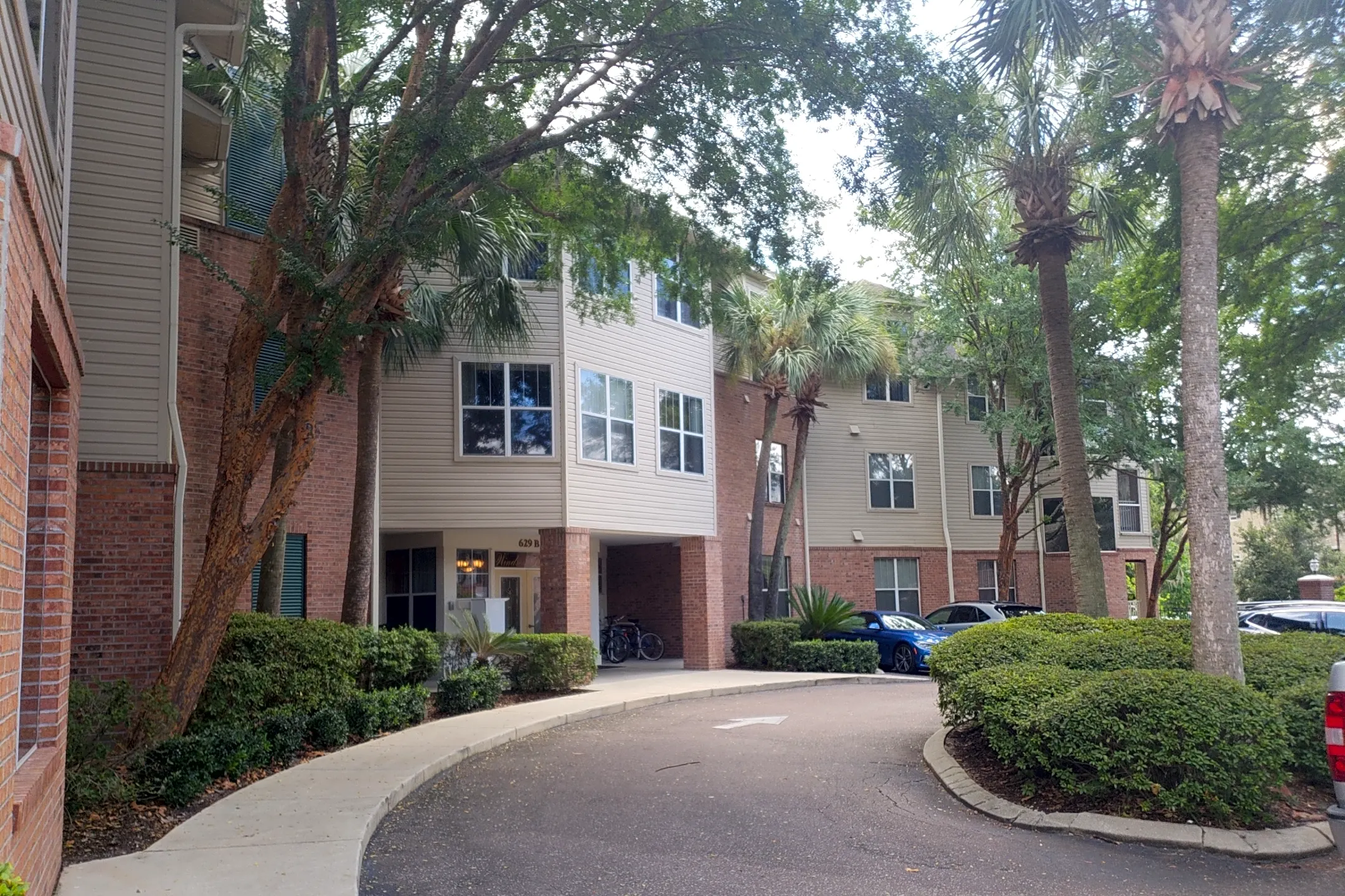 Windsor Hall Apartments Gainesville, FL 32601