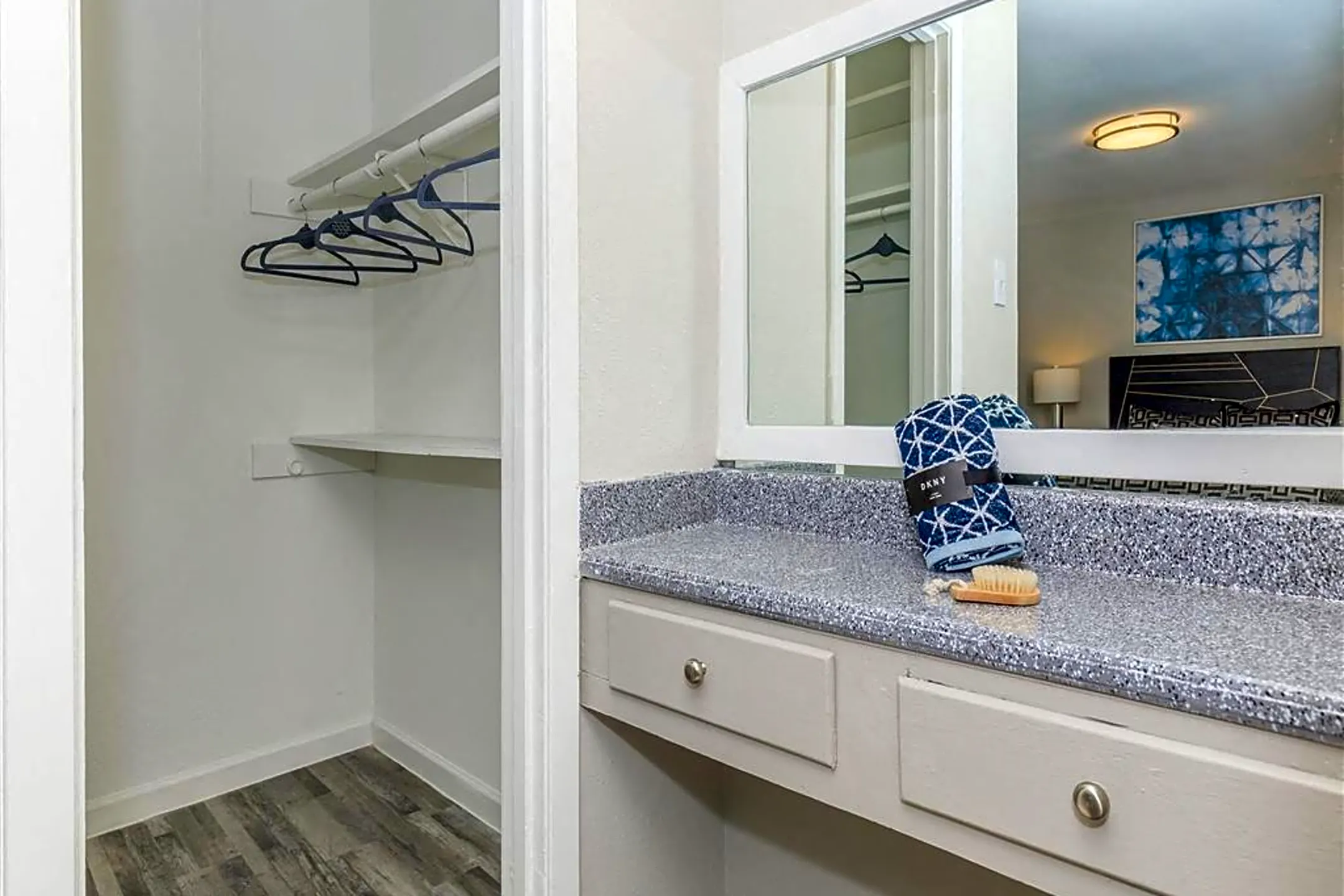 Ventana at Valwood 14221 Heritage Cir Farmers Branch, TX Apartments