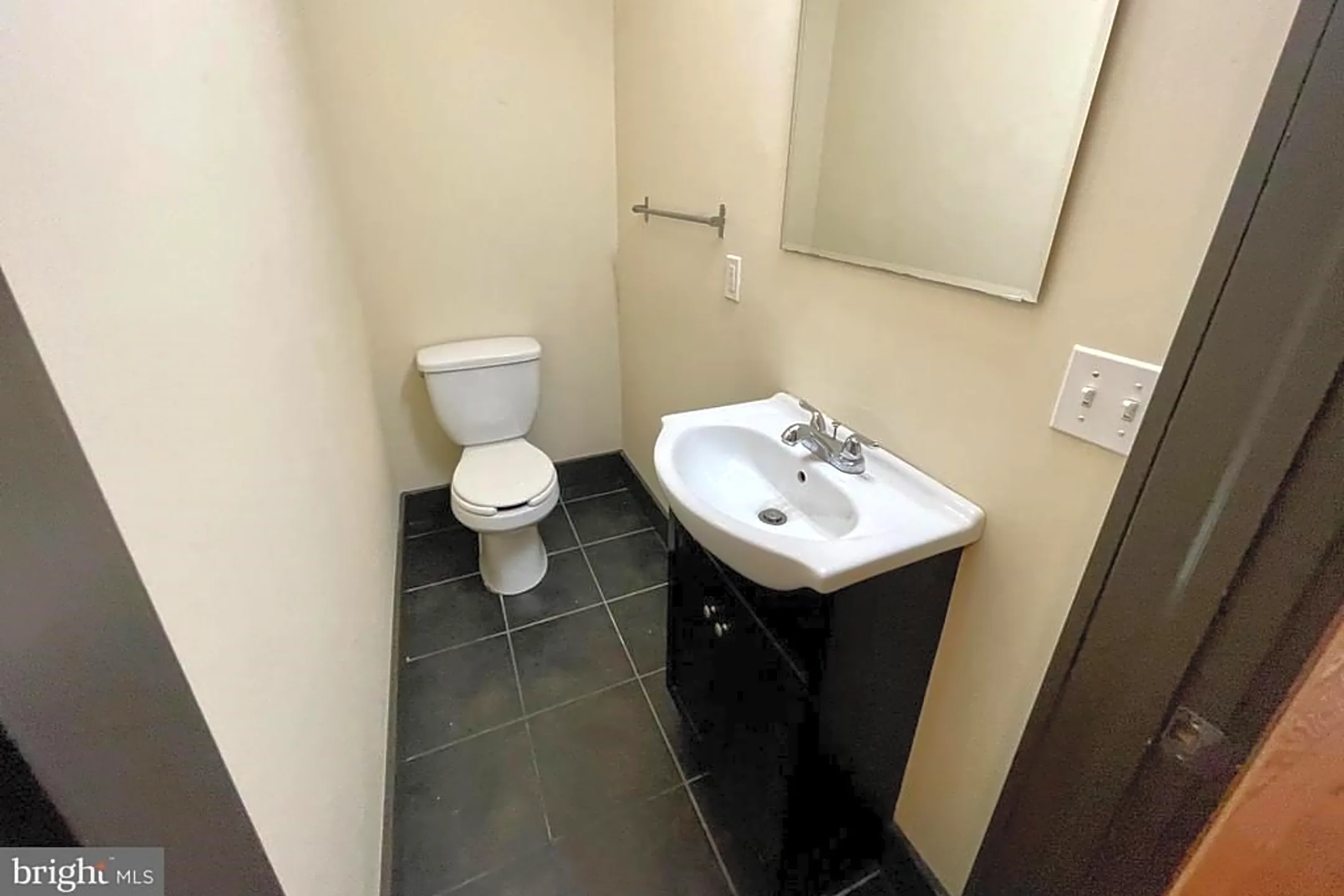 Bathroom - 1930 N 18th St - Philadelphia, PA