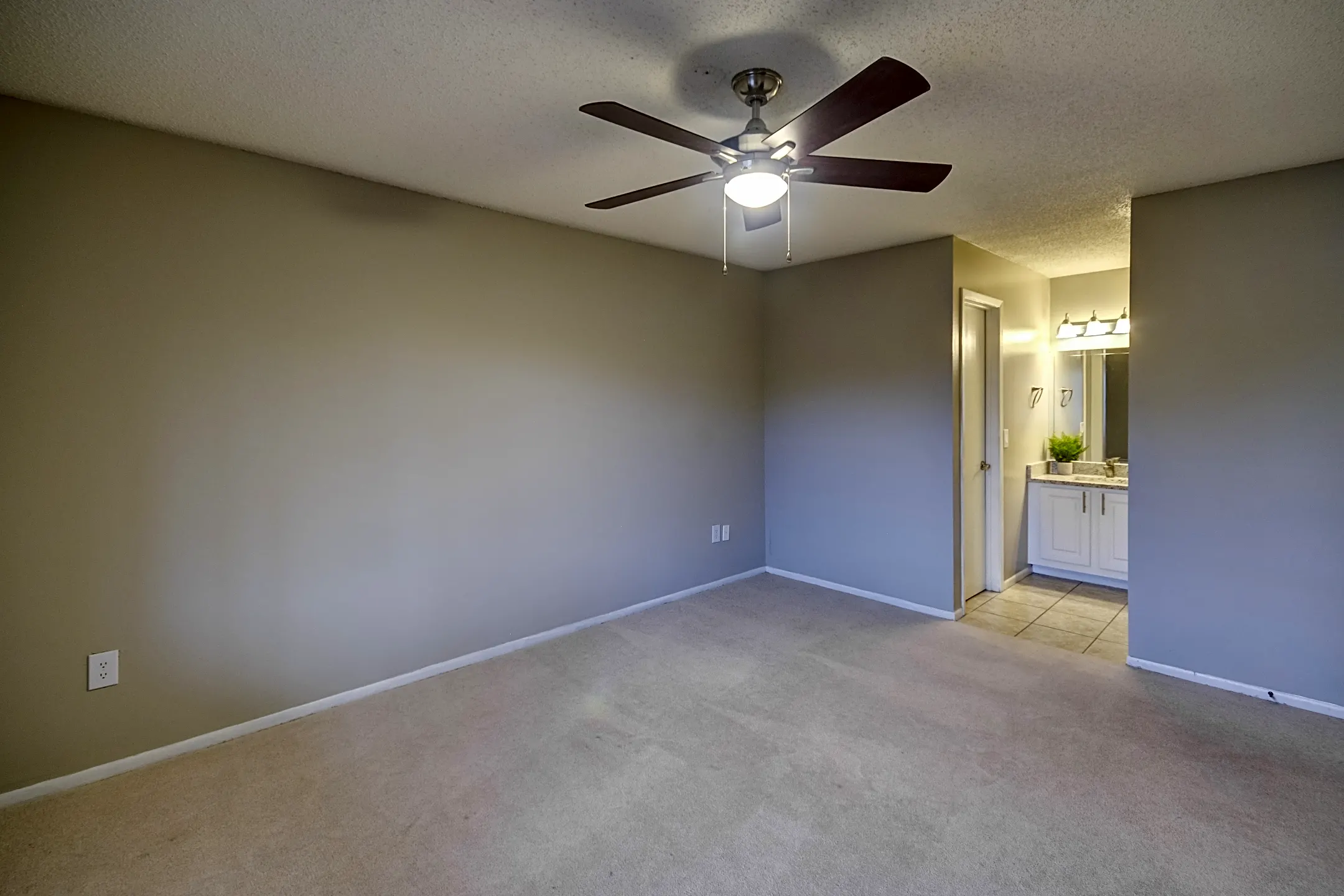 BridgeWater Pointe Apartments - Melbourne, FL 32901