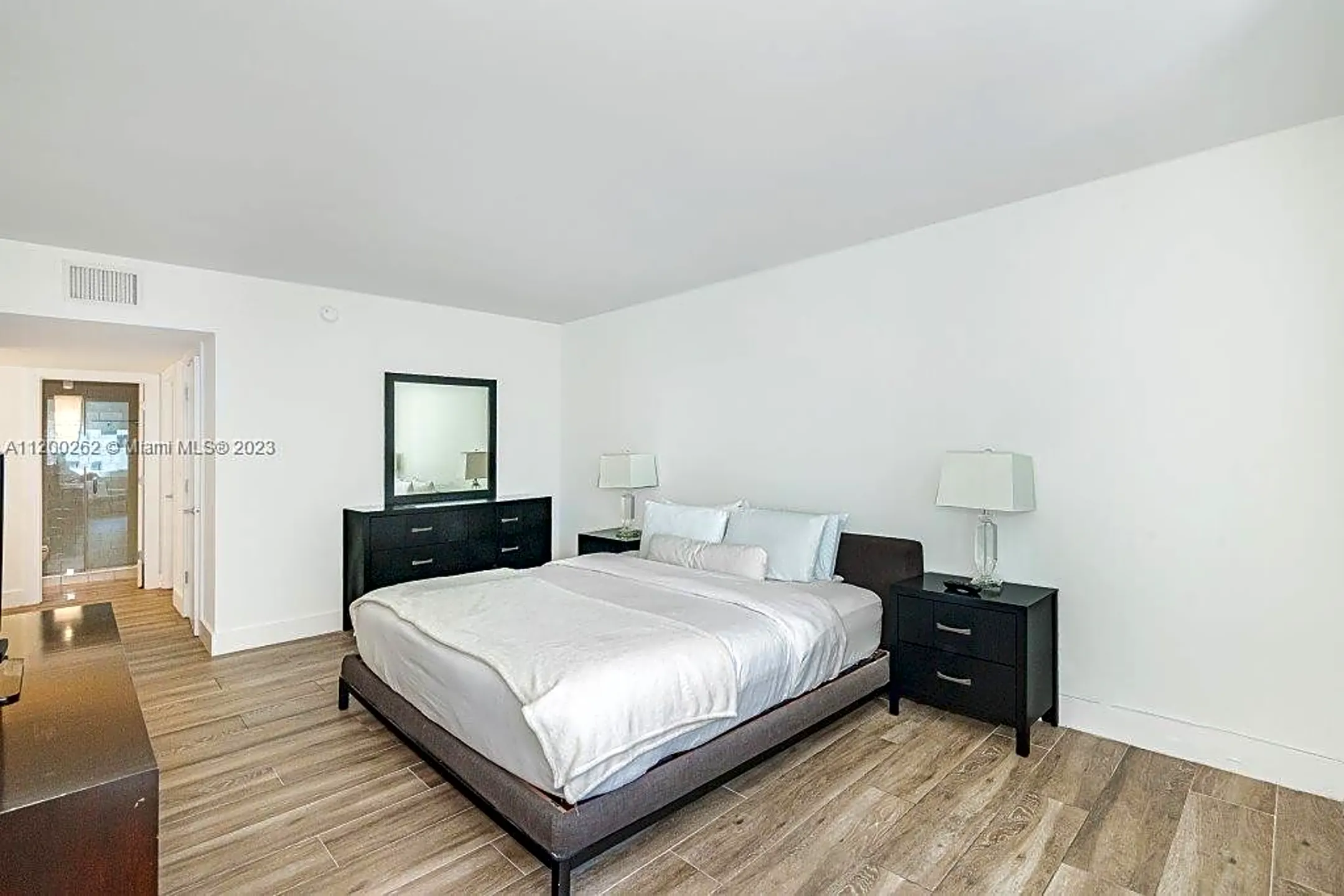 Bedroom - 2301 Collins Ave #503 - Miami Beach, FL