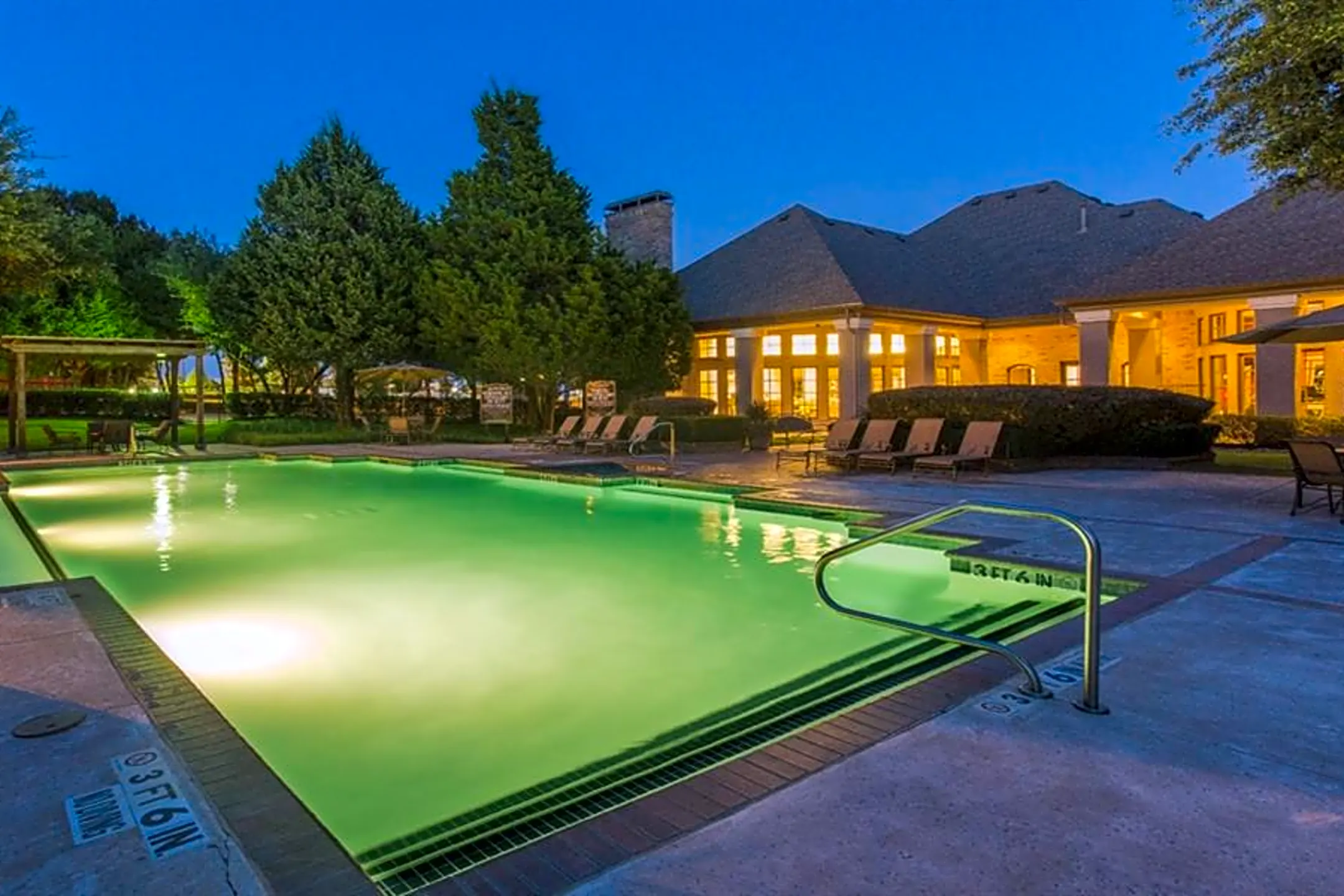 Stoneleigh on Spring Creek Garland, TX 75044