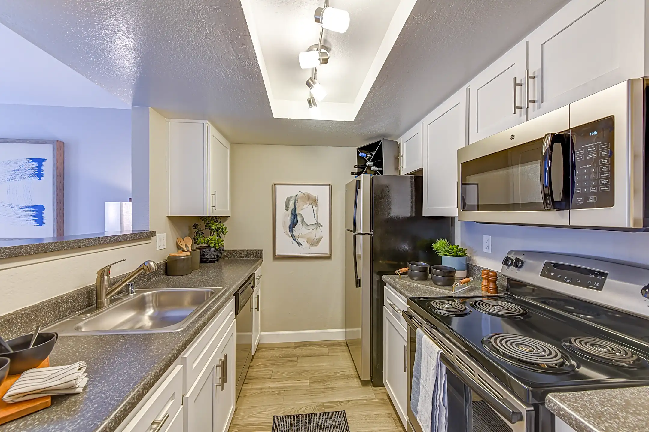 Sorelle 12159 Calle Sombra Moreno Valley, CA Apartments for Rent