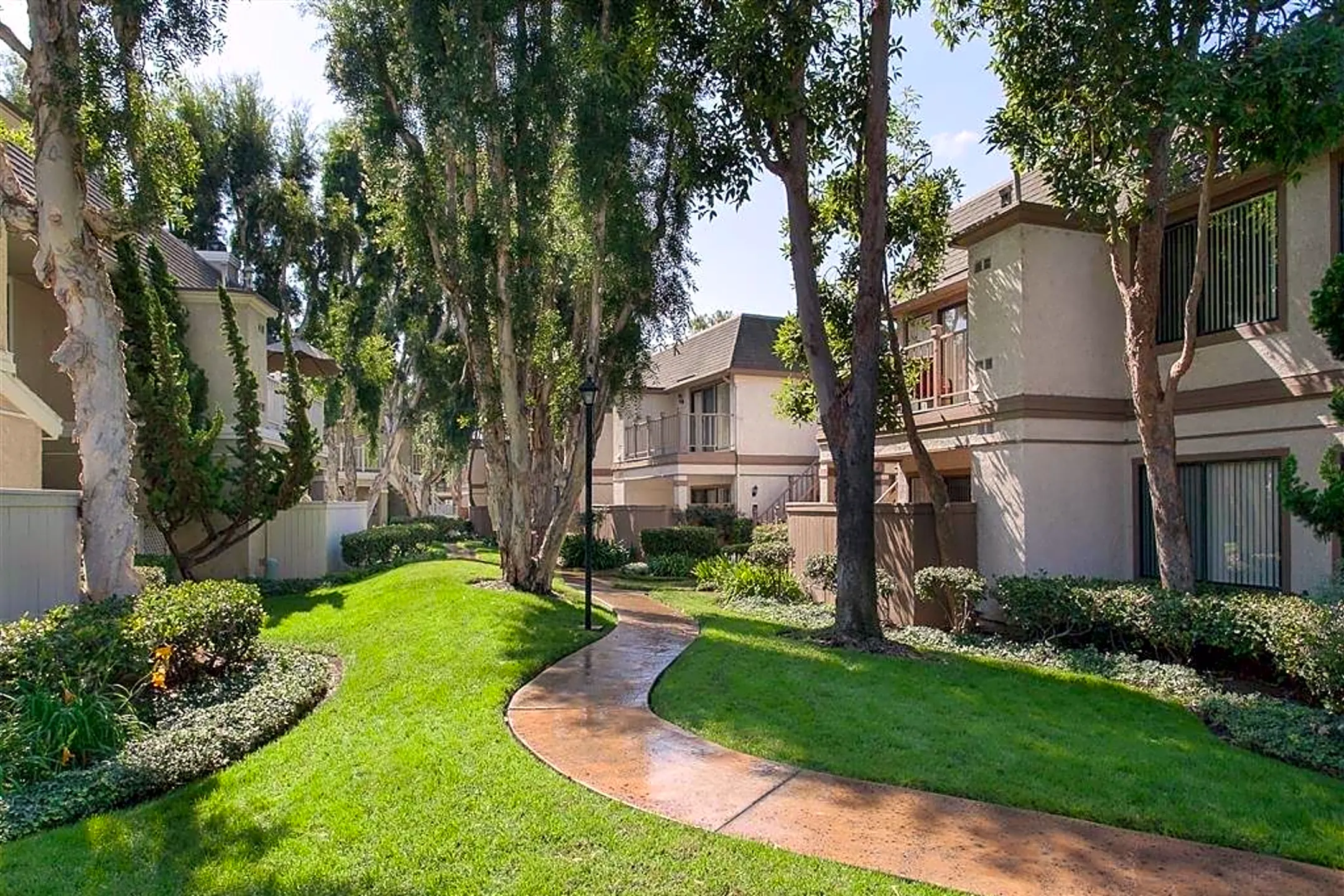 Wimbledon Glen Costa Mesa, CA 92626