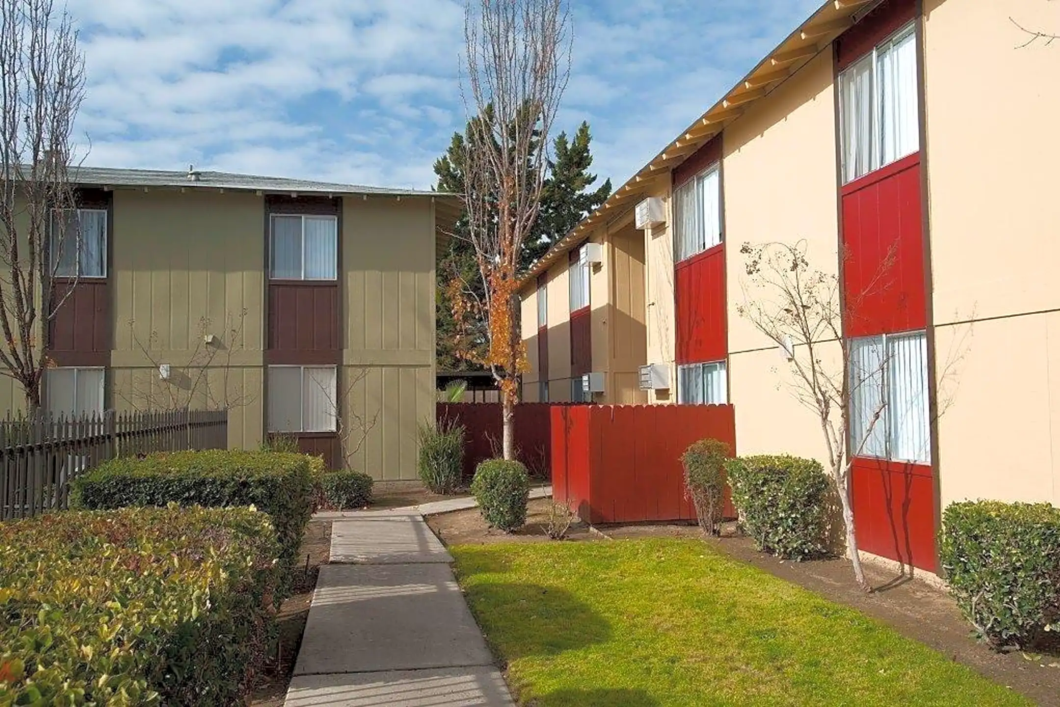 Driftwood Apartments 950 W Grant Line Rd Tracy, CA Apartments for