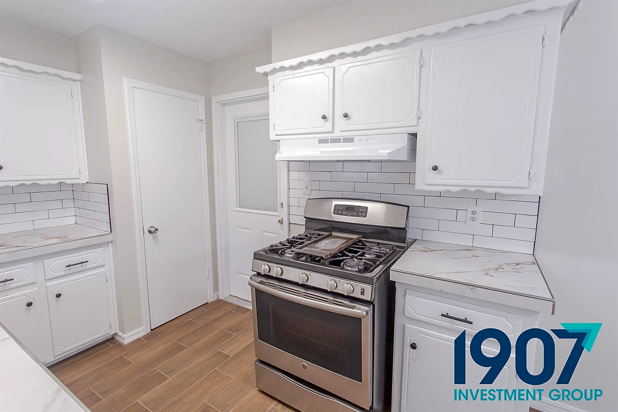 1109 Elmhurst St Houses Moore, OK 73160