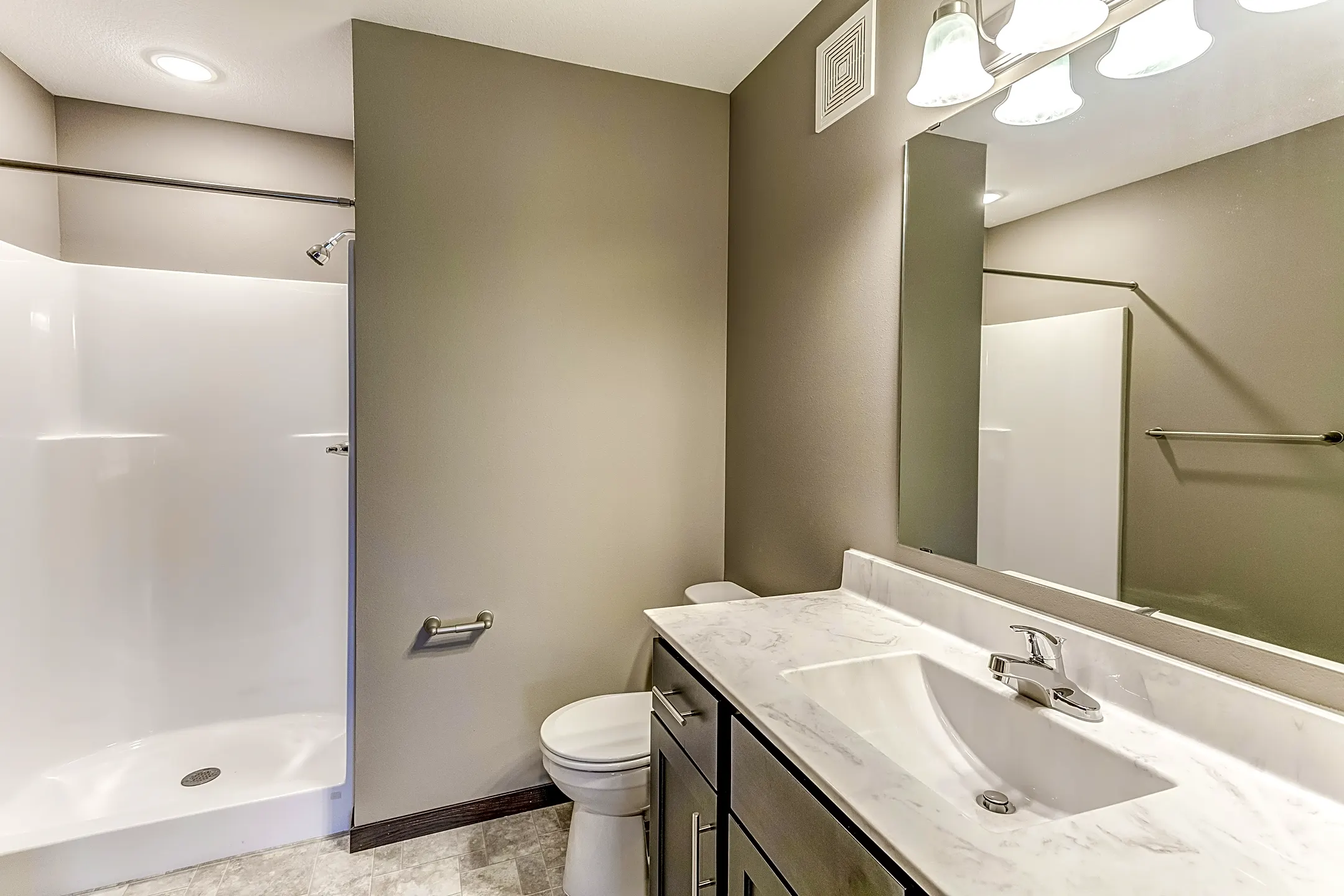 Panther Heights 2905 14th Street East Glencoe, MN Apartments for