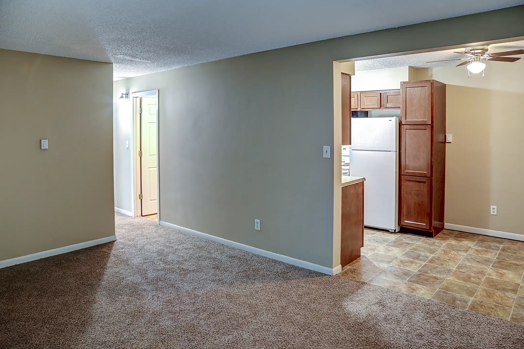 Meadowbrook Apartments Burlington, KY 41005