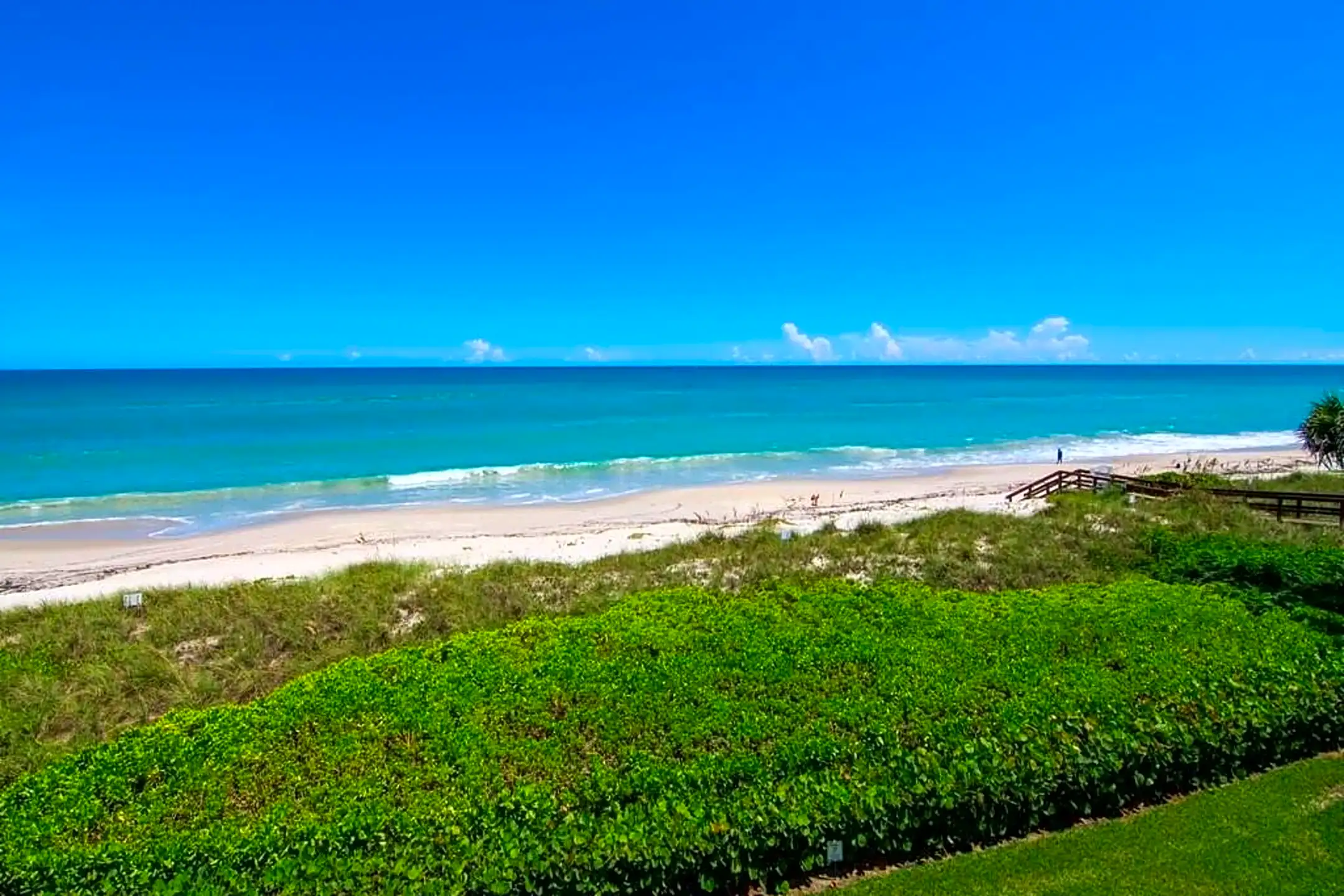 2700 Ocean Dr #300 - Vero Beach, FL