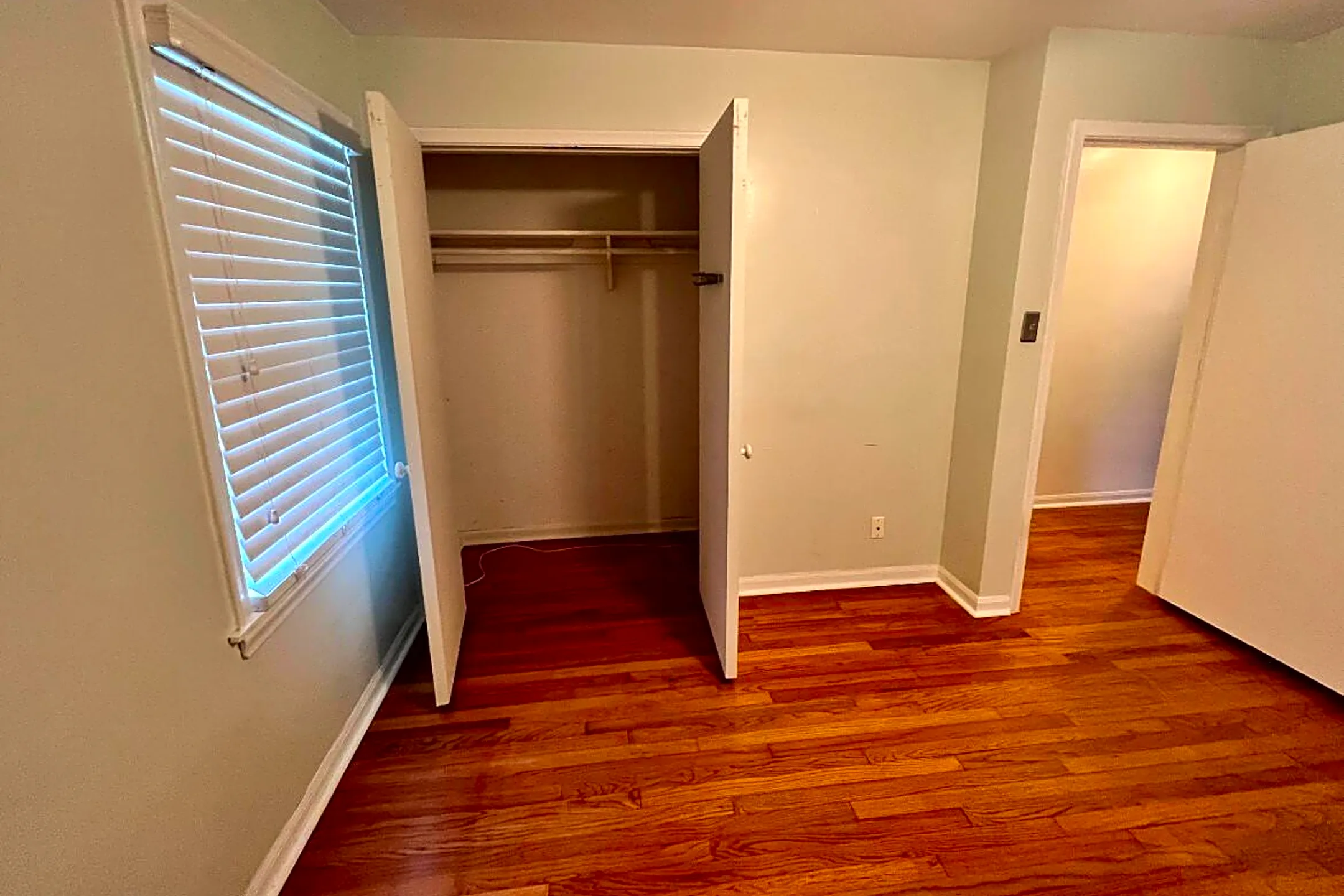 24517 Rosebud Ave Eastpointe, MI Houses for Rent Rent.