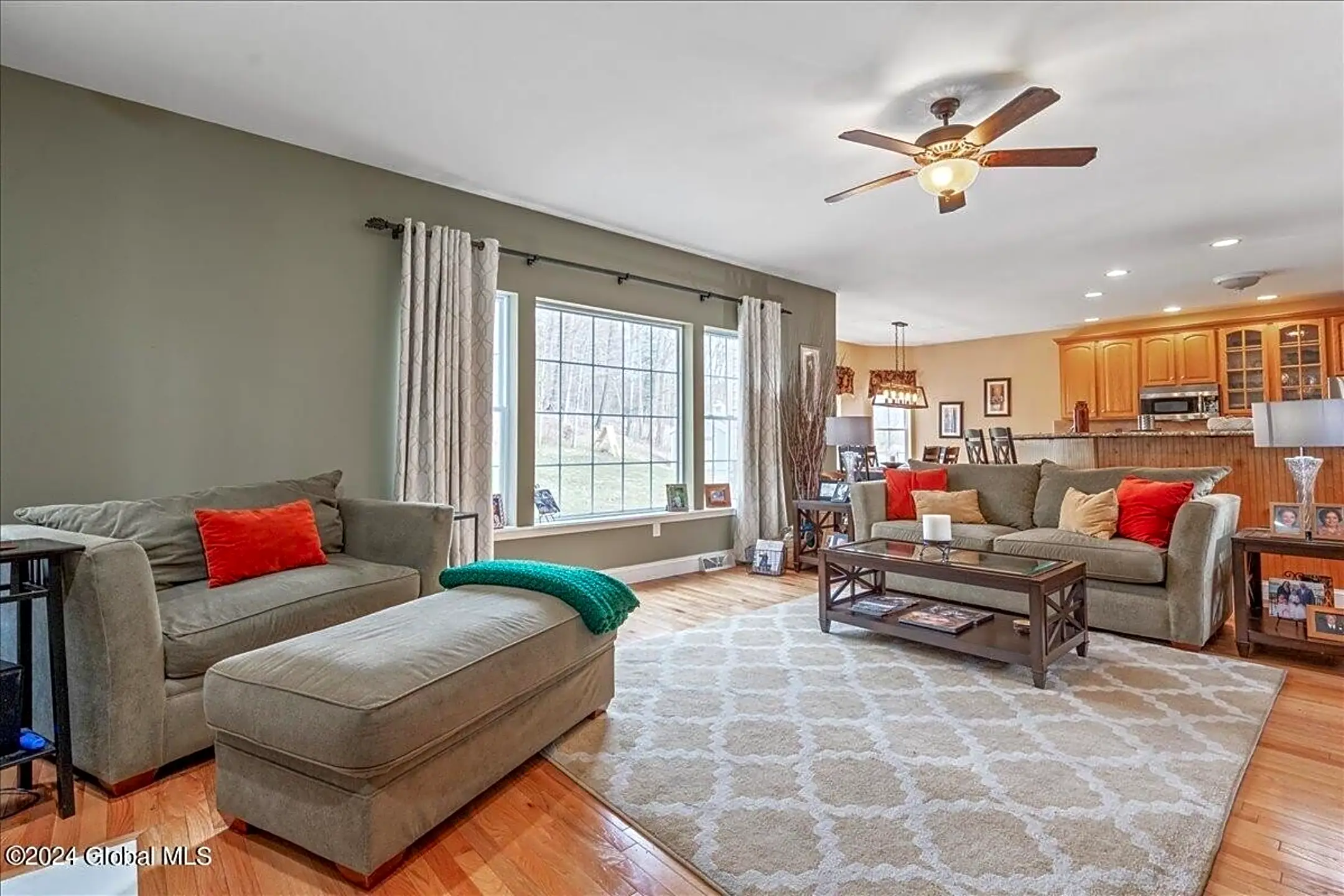 40 Vischer Ferry Rd Houses Rexford, NY 12148