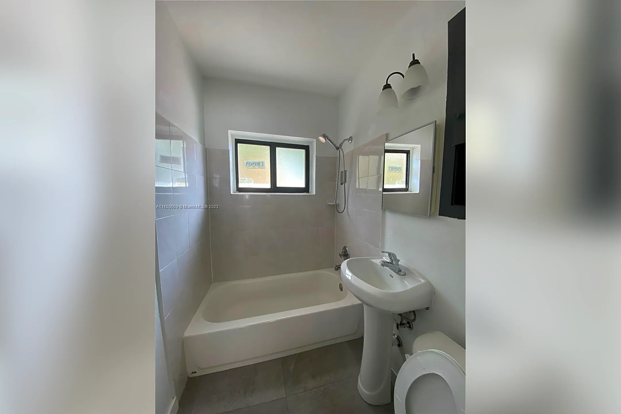 Bathroom - 159 NE 56th St #2 - Miami, FL