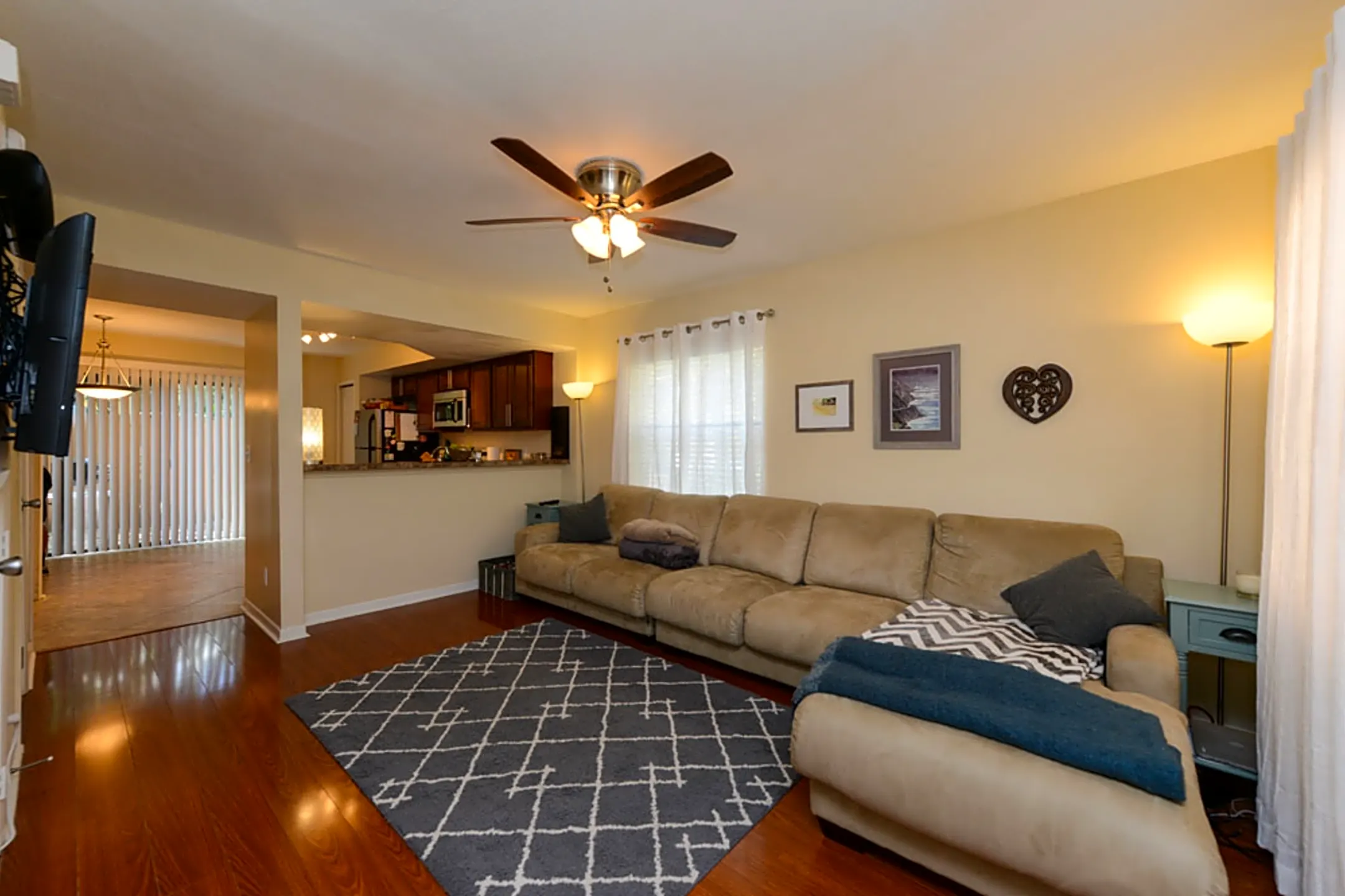 BC Tampa Properties Apartments - Tampa, FL 33609