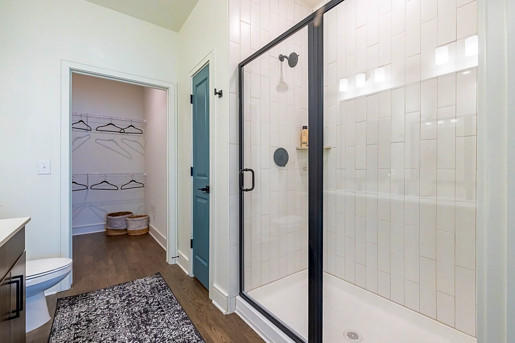 Forena Revelstoke 950 Spanish Needle Trail Fort Worth, TX