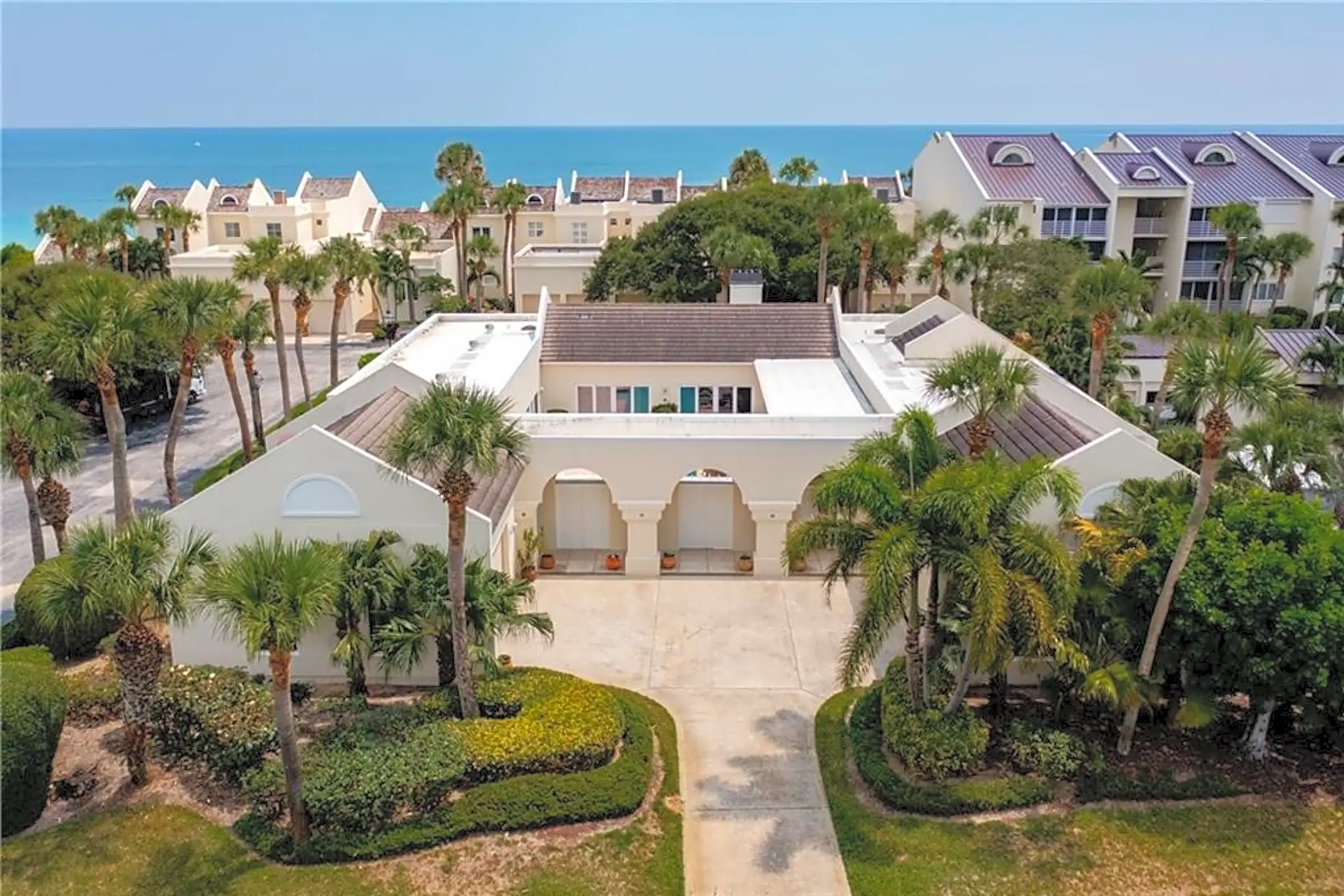 Building - 8414 Poinciana Pl #30 - Indian River Shores, FL
