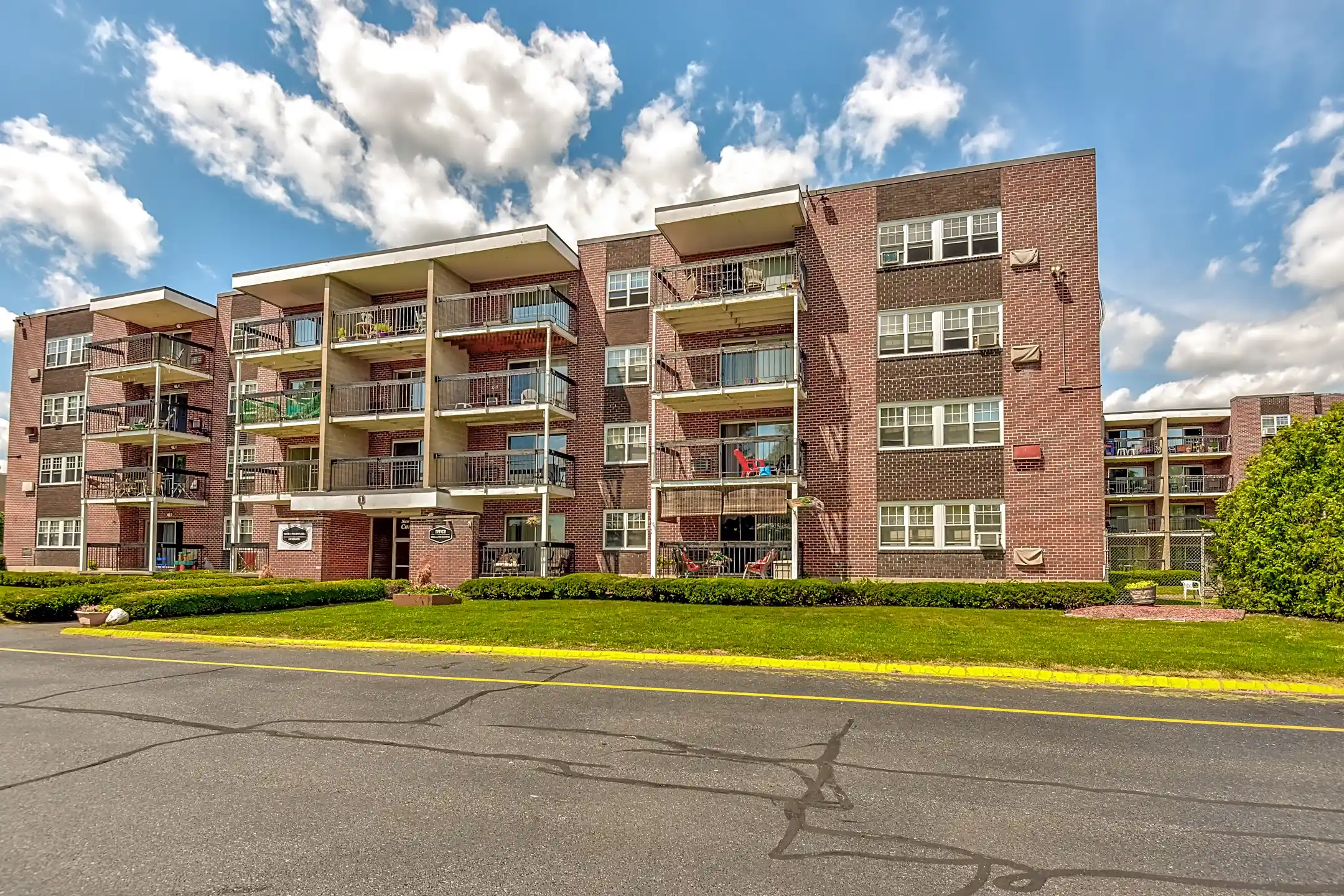 New Cambridge Apartments 1175 Farmington Ave Bristol, CT Apartments for Rent Rent.