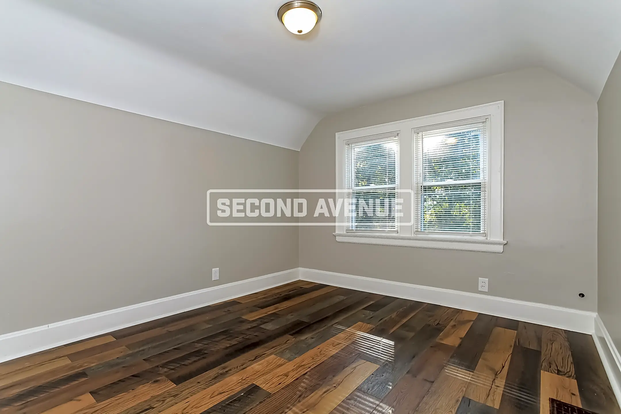 Dining Room - 3121 Cavanaugh Ave - Cincinnati, OH