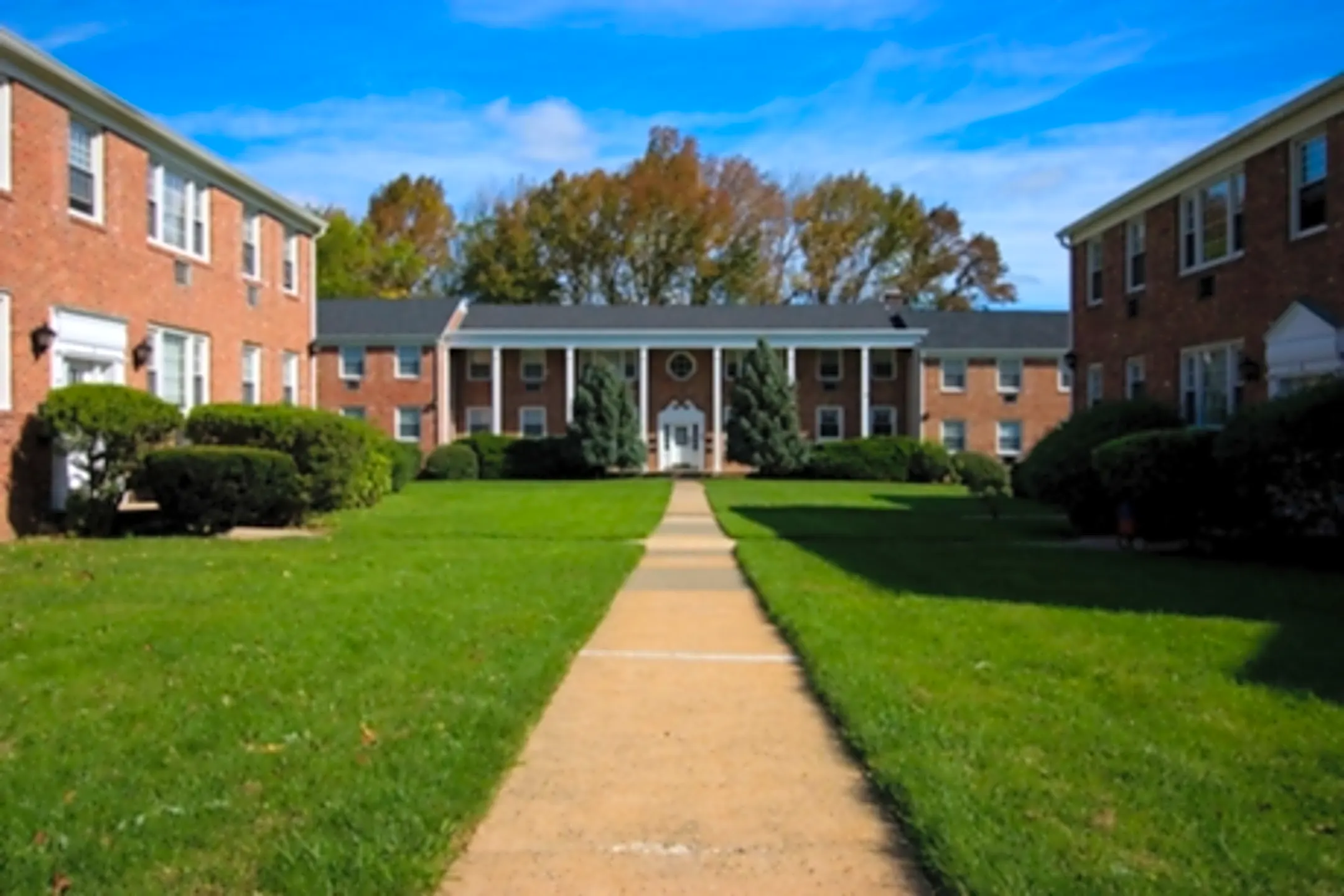 Hamilton House 540 Main St Chatham, NJ Apartments for Rent Rent.