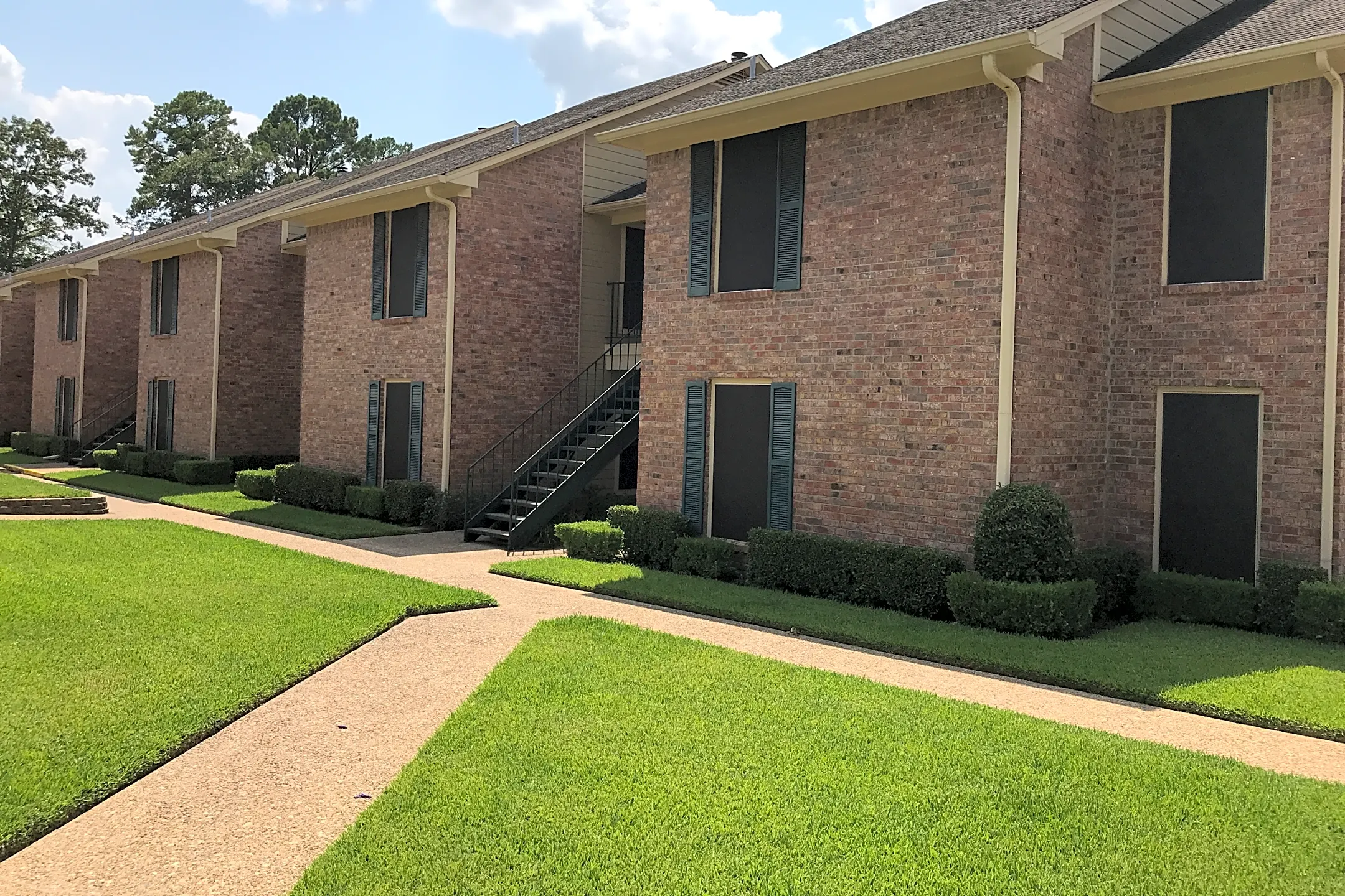 Hunters Glen Apartment Homes 5100 Sweetbriar Ln Tyler Tx