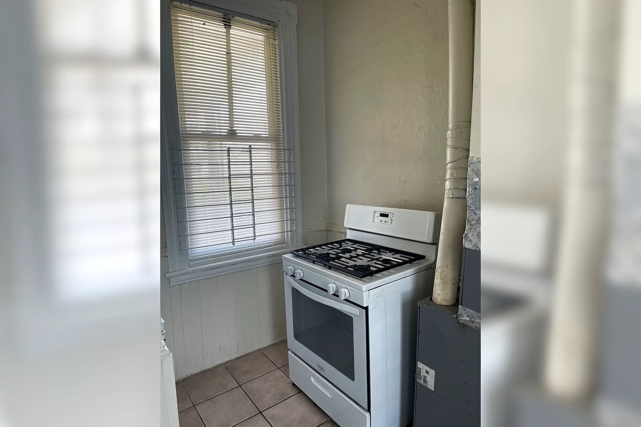 Kitchen - 17 S Lombardy St - Richmond, VA