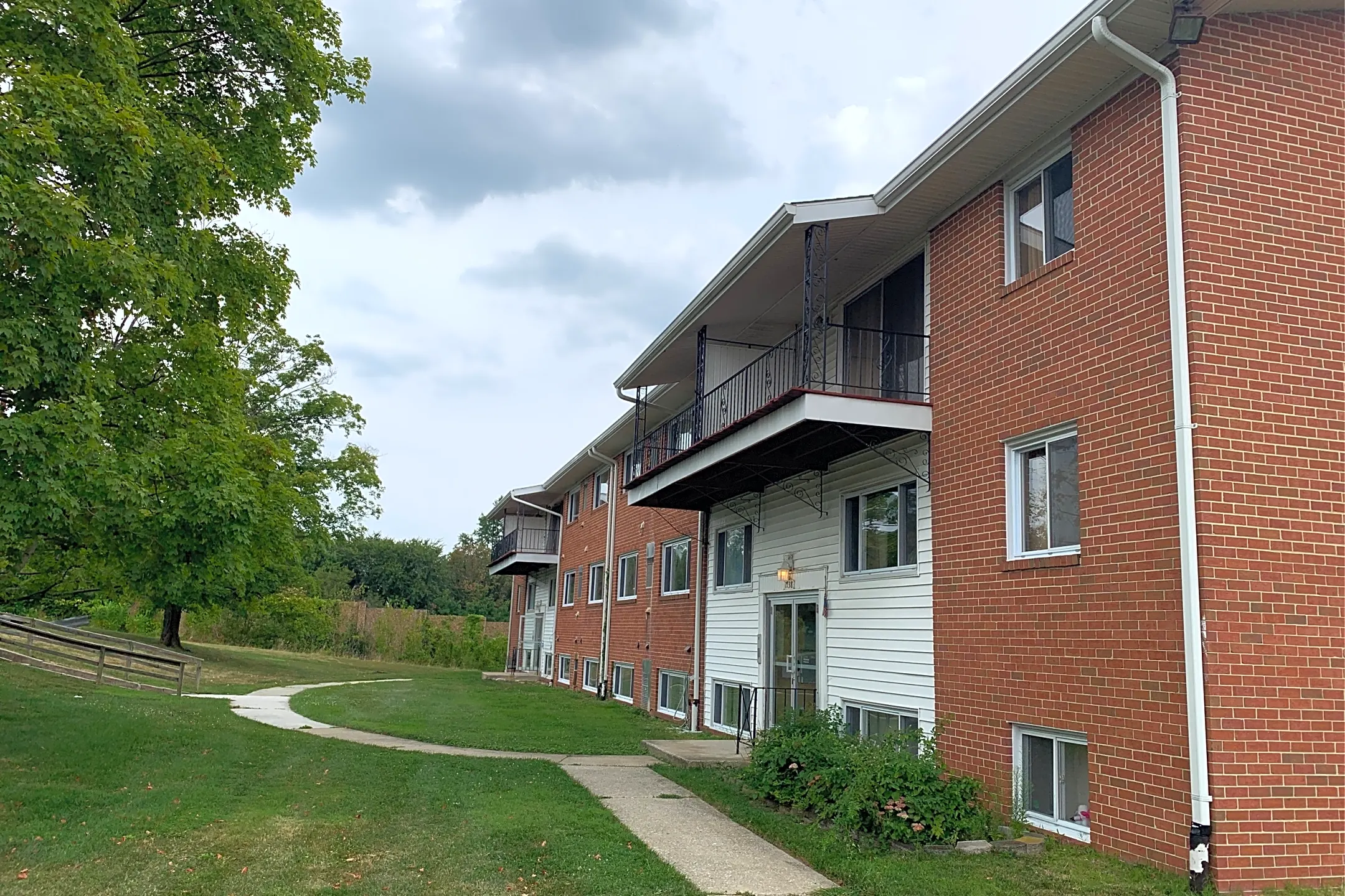 Maiden Choice Apartments - Arbutus, MD 21227