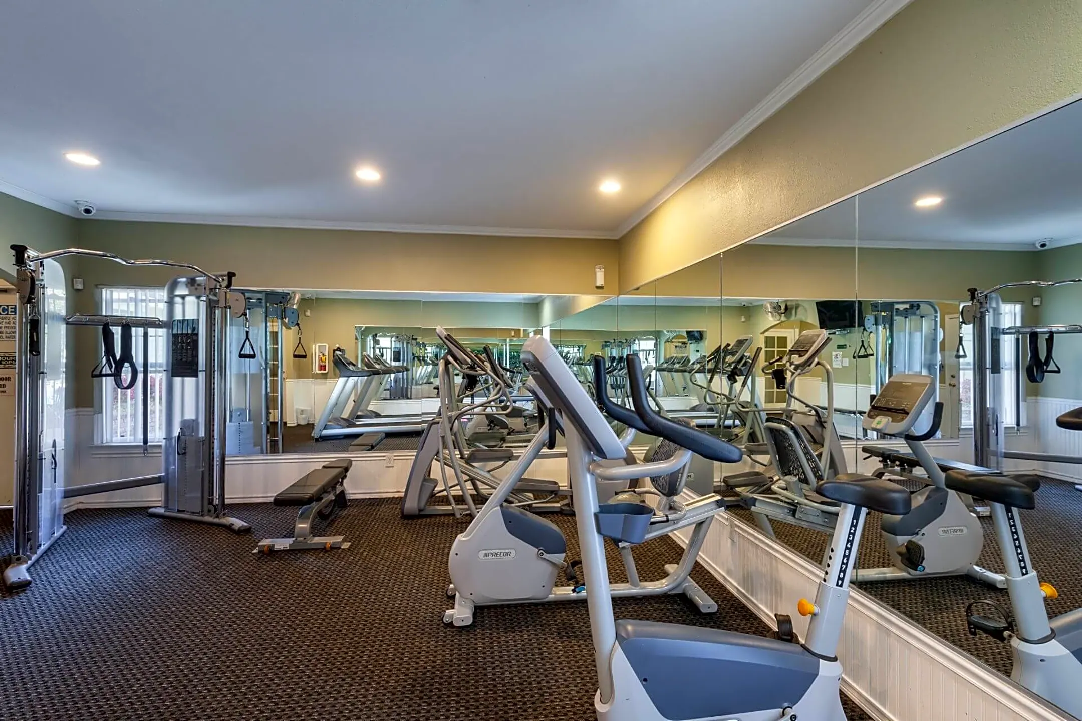 Fitness Weight Room - Riverview Ranch - Sacramento, CA