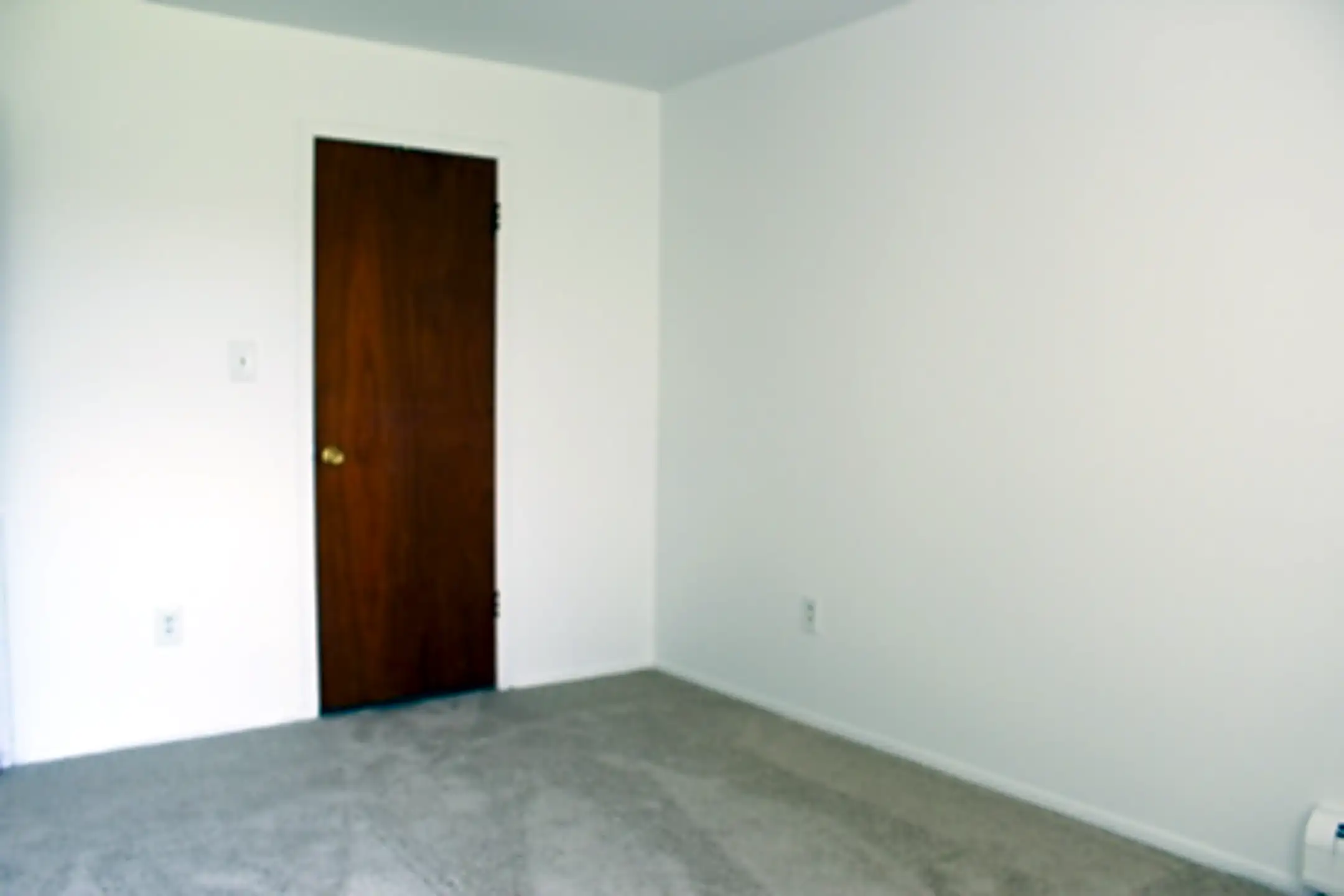 Tuscan Shores Apartments Roseville, MI 48066