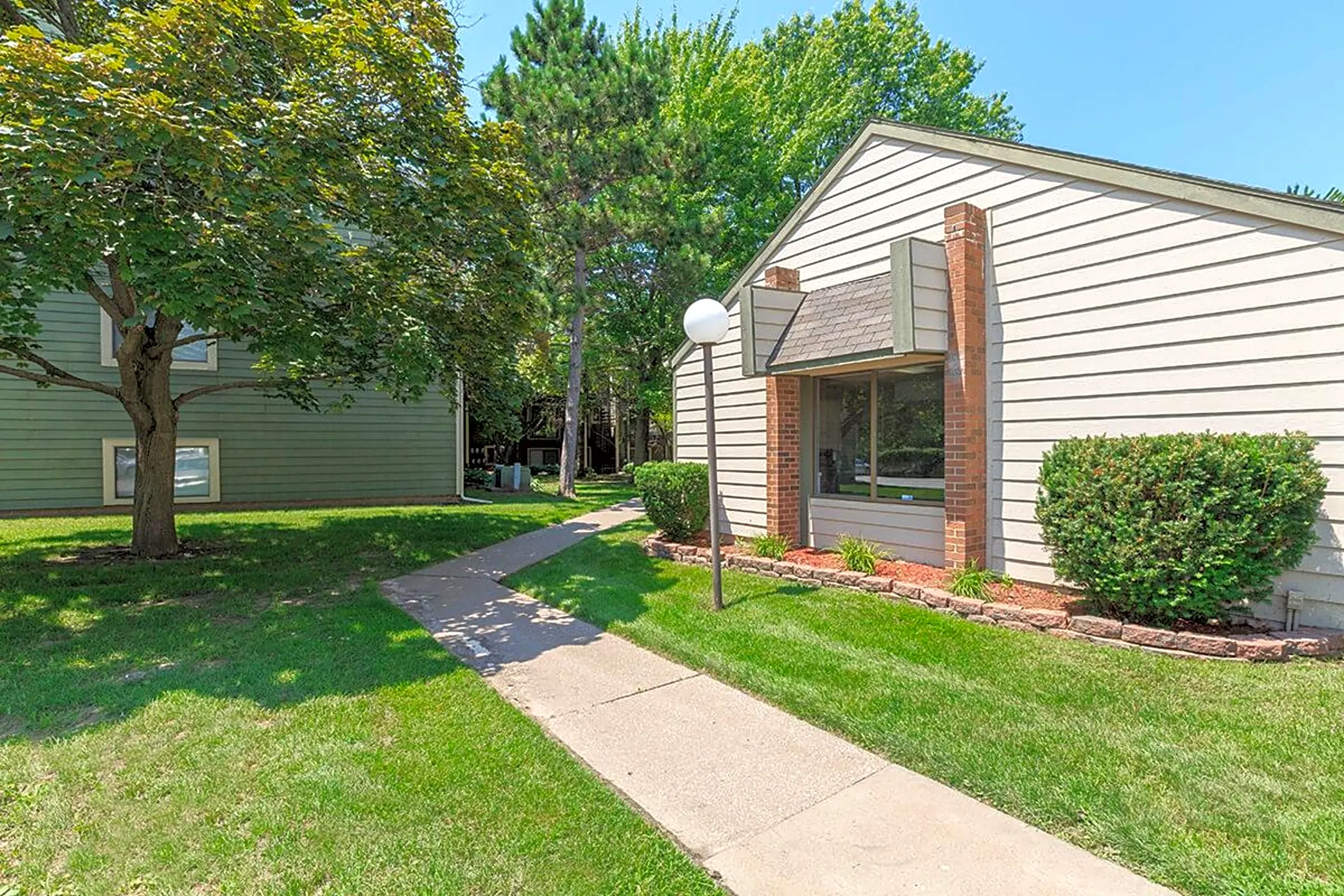 Pheasant Ridge Apartments 3500 70th St Moline, IL Apartments for