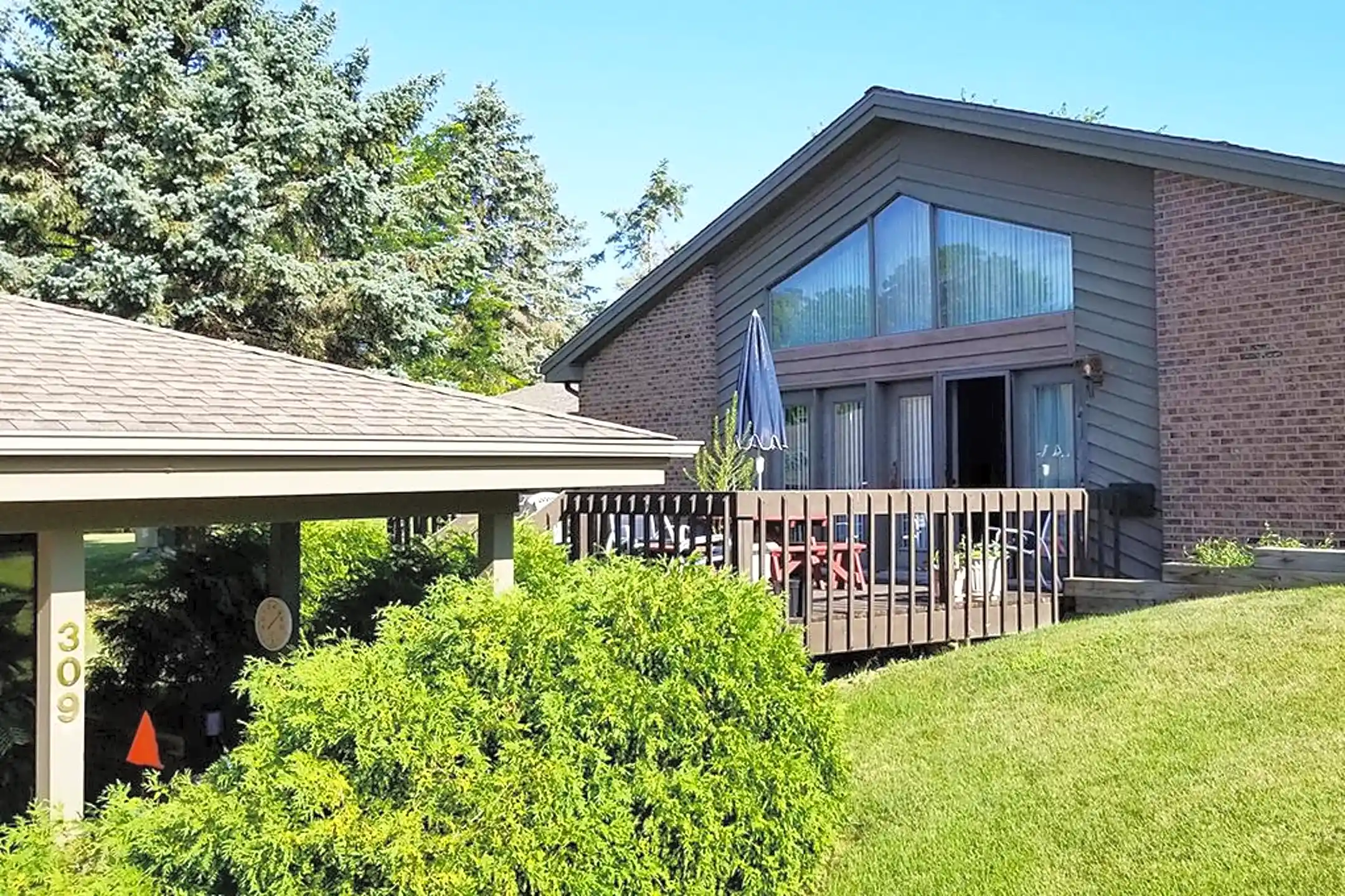 Lakeview Terrace Apartments Mukwonago, WI 53149