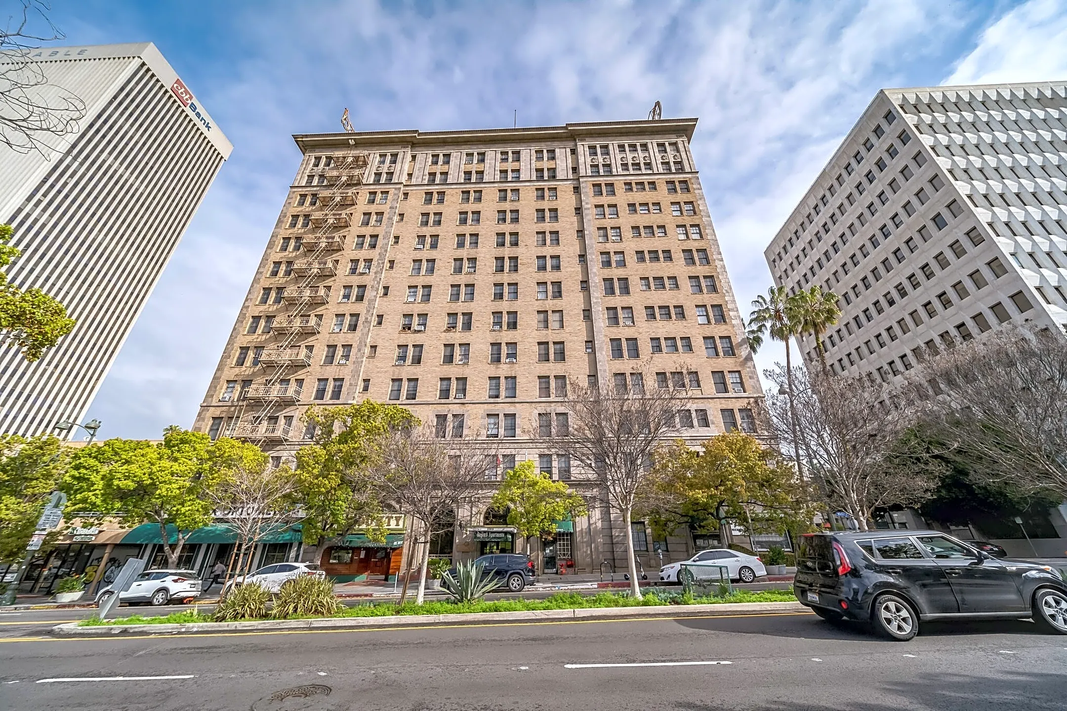 The Gaylord Apartments - 3355 Wilshire Blvd | Los Angeles, CA for Rent ...